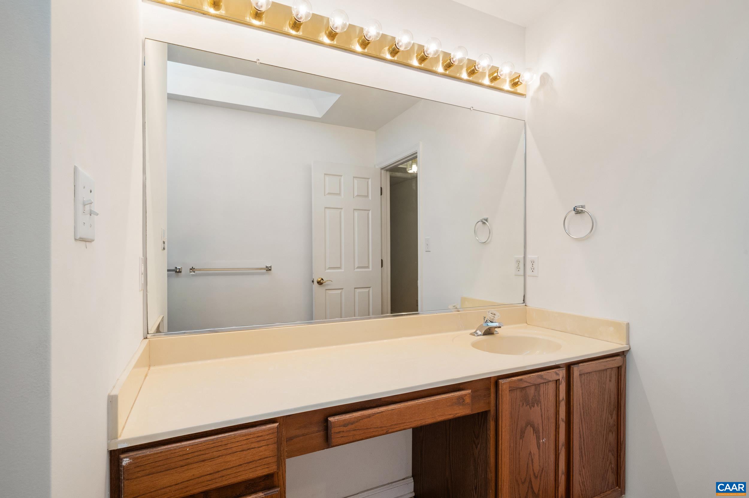 17 LONG LEAF LN, PALMYRA, Virginia 22963, 4 Bedrooms Bedrooms, ,4 BathroomsBathrooms,Residential,17 LONG LEAF LN,683190 MLS # 683190 17 LONG LEAF LN, PALMYRA, Virginia 22963, 4 Bedrooms Bedrooms, ,4 BathroomsBathrooms,Residential,17 LONG LEAF LN,683190 MLS # 683190