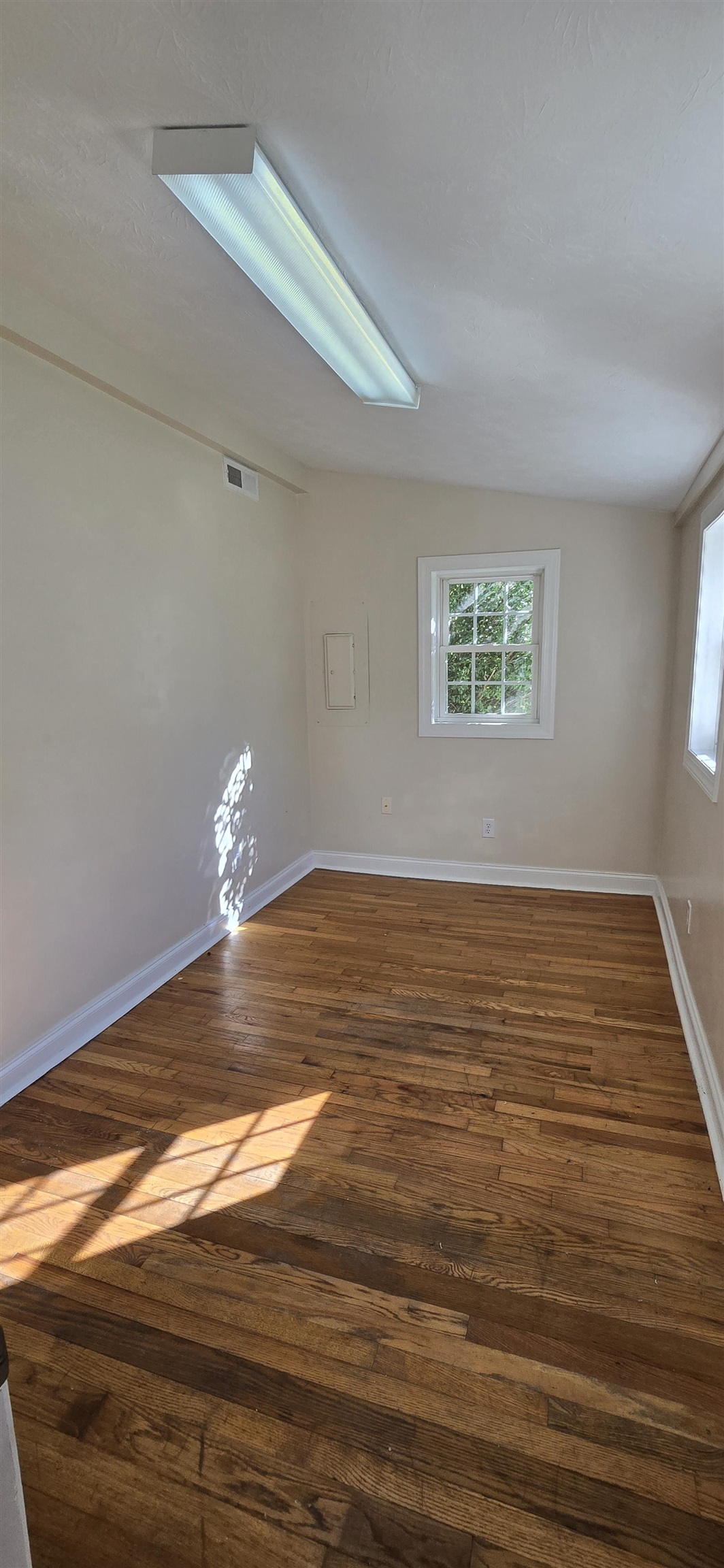 617 WESTERN RD, WAYNESBORO, Virginia 22980, 2 Bedrooms Bedrooms, ,1 BathroomBathrooms,Residential,617 Western Rd,617 WESTERN RD,683191 MLS # 683191 617 WESTERN RD, WAYNESBORO, Virginia 22980, 2 Bedrooms Bedrooms, ,1 BathroomBathrooms,Residential,617 Western Rd,617 WESTERN RD,683191 MLS # 683191