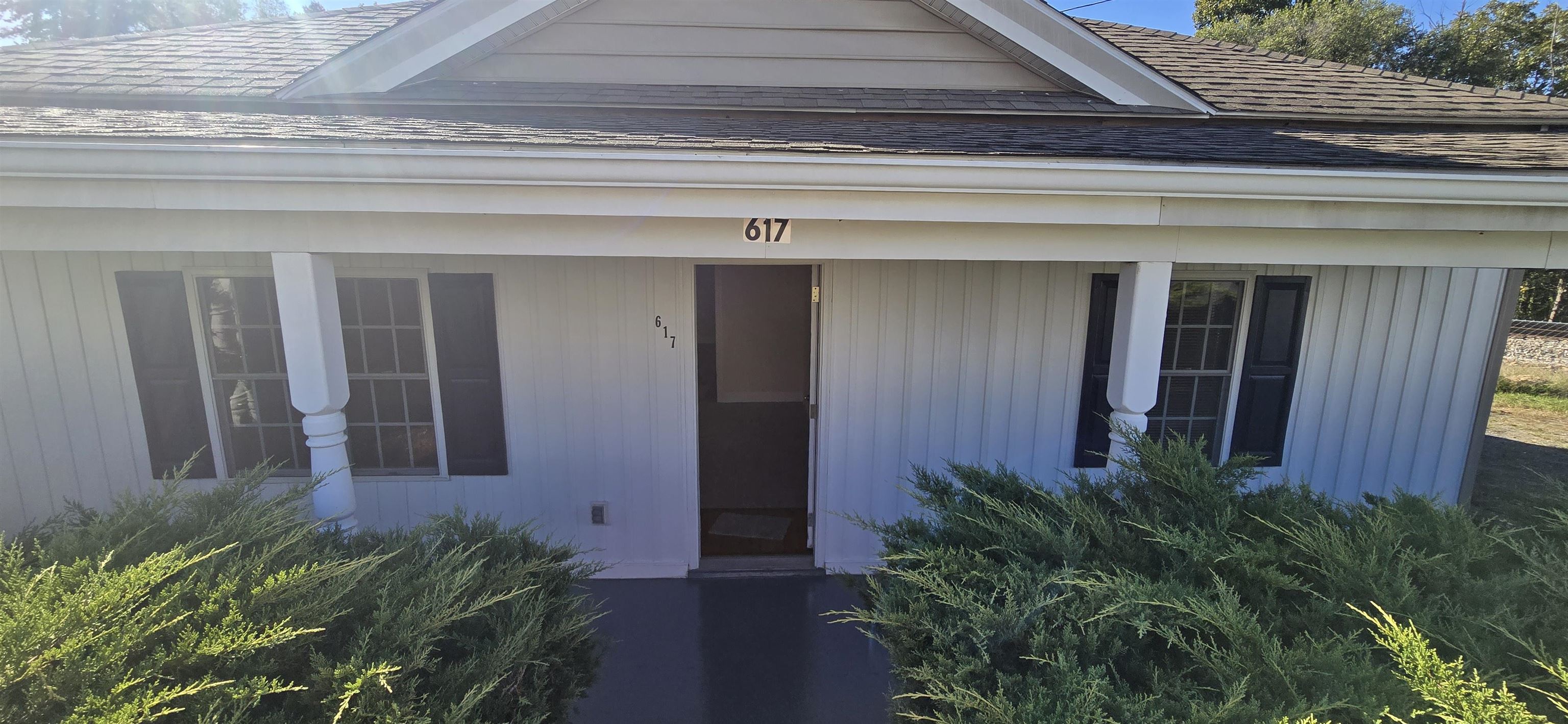 617 WESTERN RD, WAYNESBORO, Virginia 22980, 2 Bedrooms Bedrooms, ,1 BathroomBathrooms,Residential,617 Western Rd,617 WESTERN RD,683191 MLS # 683191 617 WESTERN RD, WAYNESBORO, Virginia 22980, 2 Bedrooms Bedrooms, ,1 BathroomBathrooms,Residential,617 Western Rd,617 WESTERN RD,683191 MLS # 683191