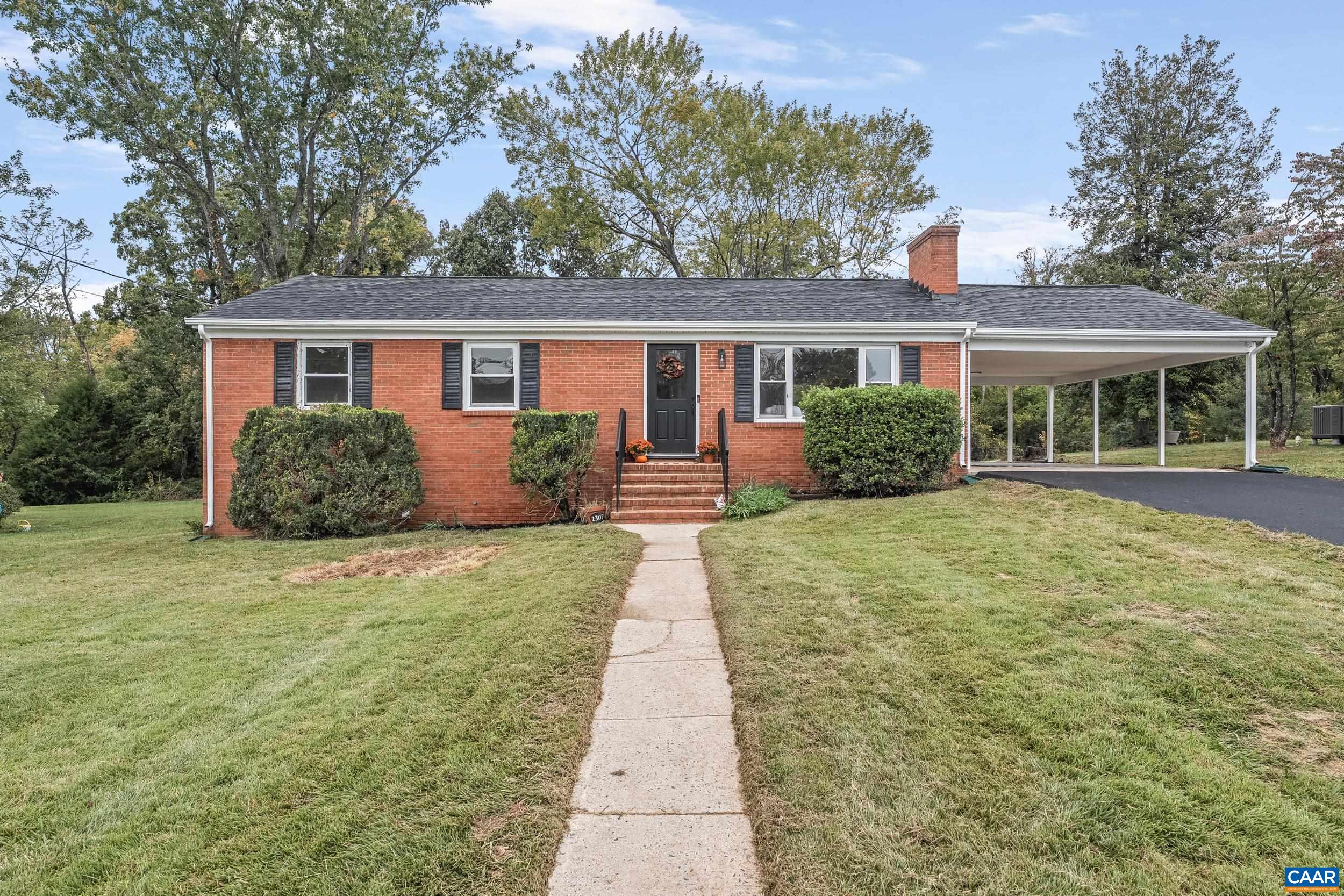 2307 WAKEFIELD RD, CHARLOTTESVILLE, Virginia 22901, 3 Bedrooms Bedrooms, ,2 BathroomsBathrooms,Residential,2307 WAKEFIELD RD,683196 MLS # 683196