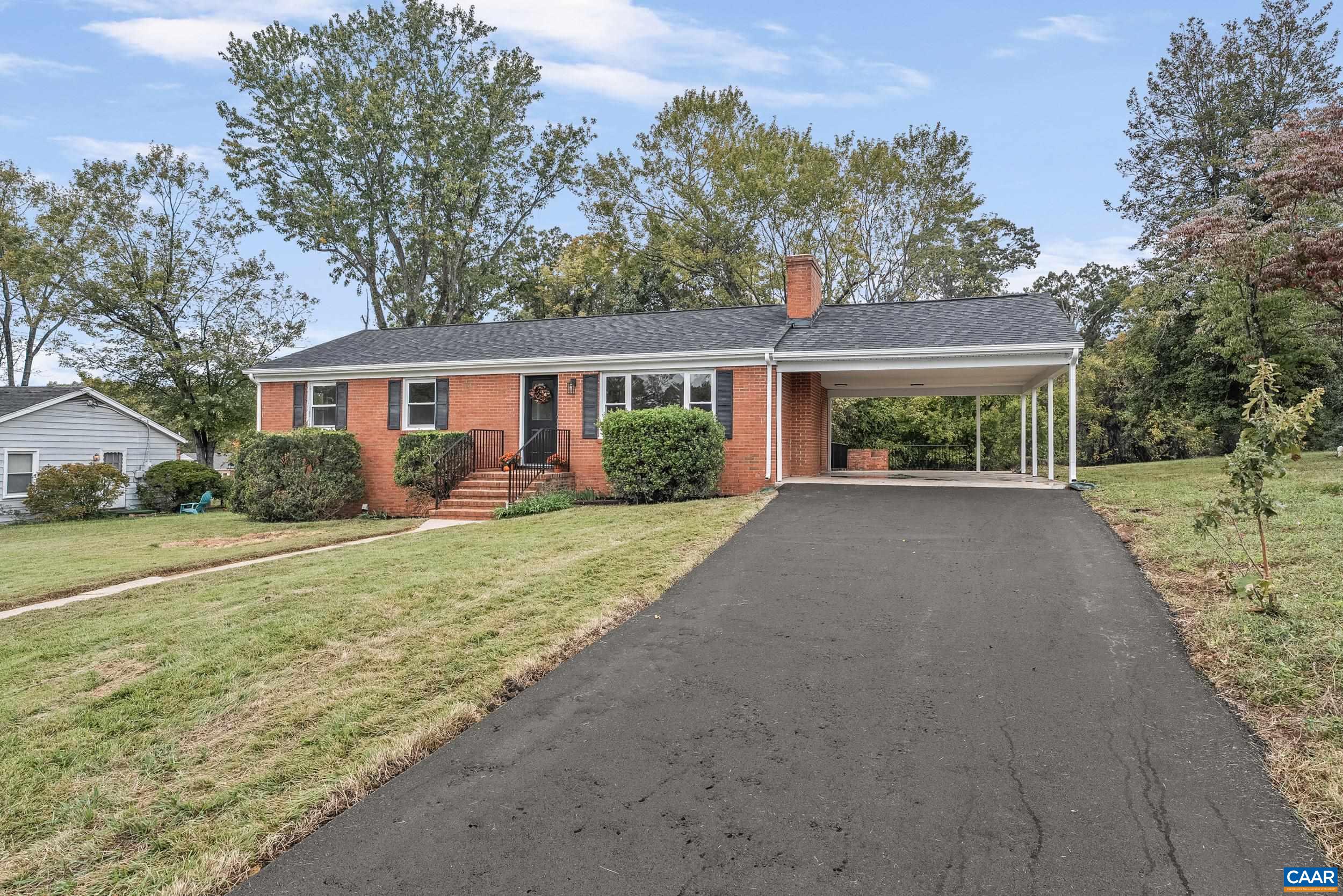 2307 WAKEFIELD RD, CHARLOTTESVILLE, Virginia 22901, 3 Bedrooms Bedrooms, ,2 BathroomsBathrooms,Residential,2307 WAKEFIELD RD,683196 MLS # 683196