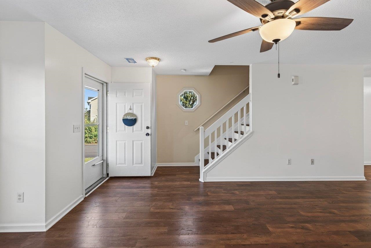 820 CAMELOT LN, HARRISONBURG, Virginia 22801, 3 Bedrooms Bedrooms, ,3 BathroomsBathrooms,Residential,820 CAMELOT LN,683197 MLS # 683197 820 CAMELOT LN, HARRISONBURG, Virginia 22801, 3 Bedrooms Bedrooms, ,3 BathroomsBathrooms,Residential,820 CAMELOT LN,683197 MLS # 683197