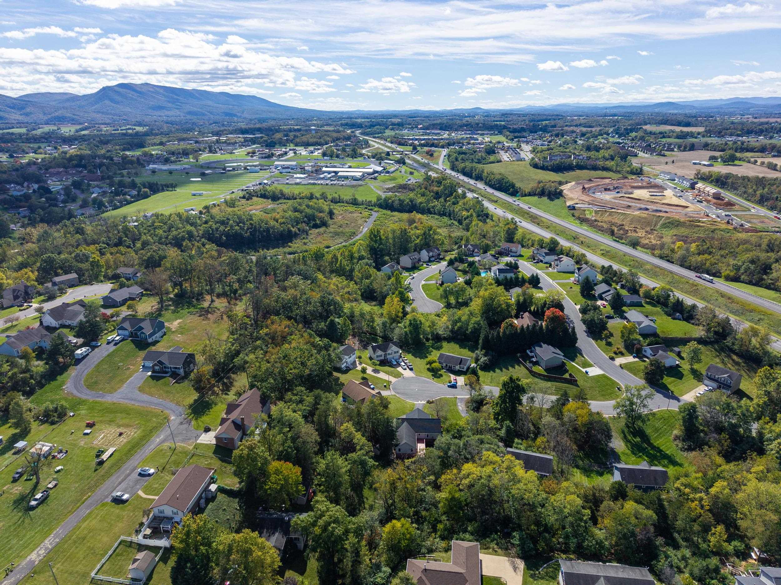 610 CEDAR CT, WOODSTOCK, Virginia 22664, 4 Bedrooms Bedrooms, ,3 BathroomsBathrooms,Residential,610 CEDAR CT,683201 MLS # 683201 610 CEDAR CT, WOODSTOCK, Virginia 22664, 4 Bedrooms Bedrooms, ,3 BathroomsBathrooms,Residential,610 CEDAR CT,683201 MLS # 683201