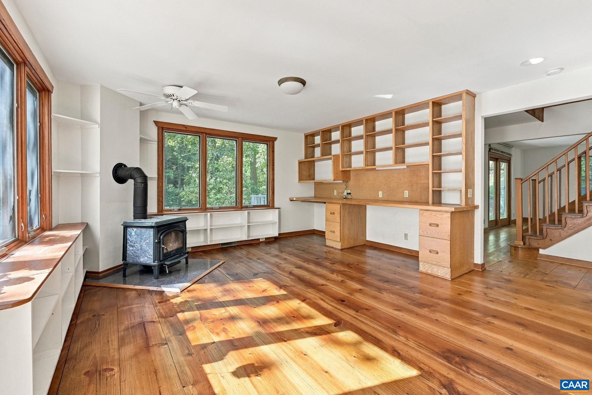 1956 LOCUST HOLLOW RD, CHARLOTTESVILLE, Virginia 22901, 3 Bedrooms Bedrooms, ,2 BathroomsBathrooms,Residential,1956 LOCUST HOLLOW RD,683202 MLS # 683202