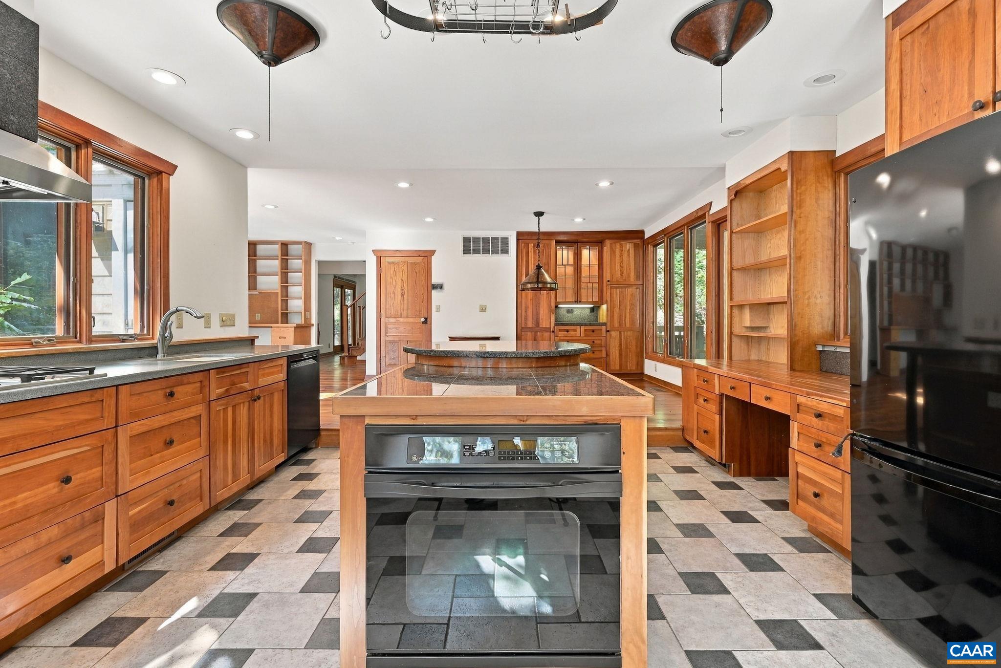 1956 LOCUST HOLLOW RD, CHARLOTTESVILLE, Virginia 22901, 3 Bedrooms Bedrooms, ,2 BathroomsBathrooms,Residential,1956 LOCUST HOLLOW RD,683202 MLS # 683202