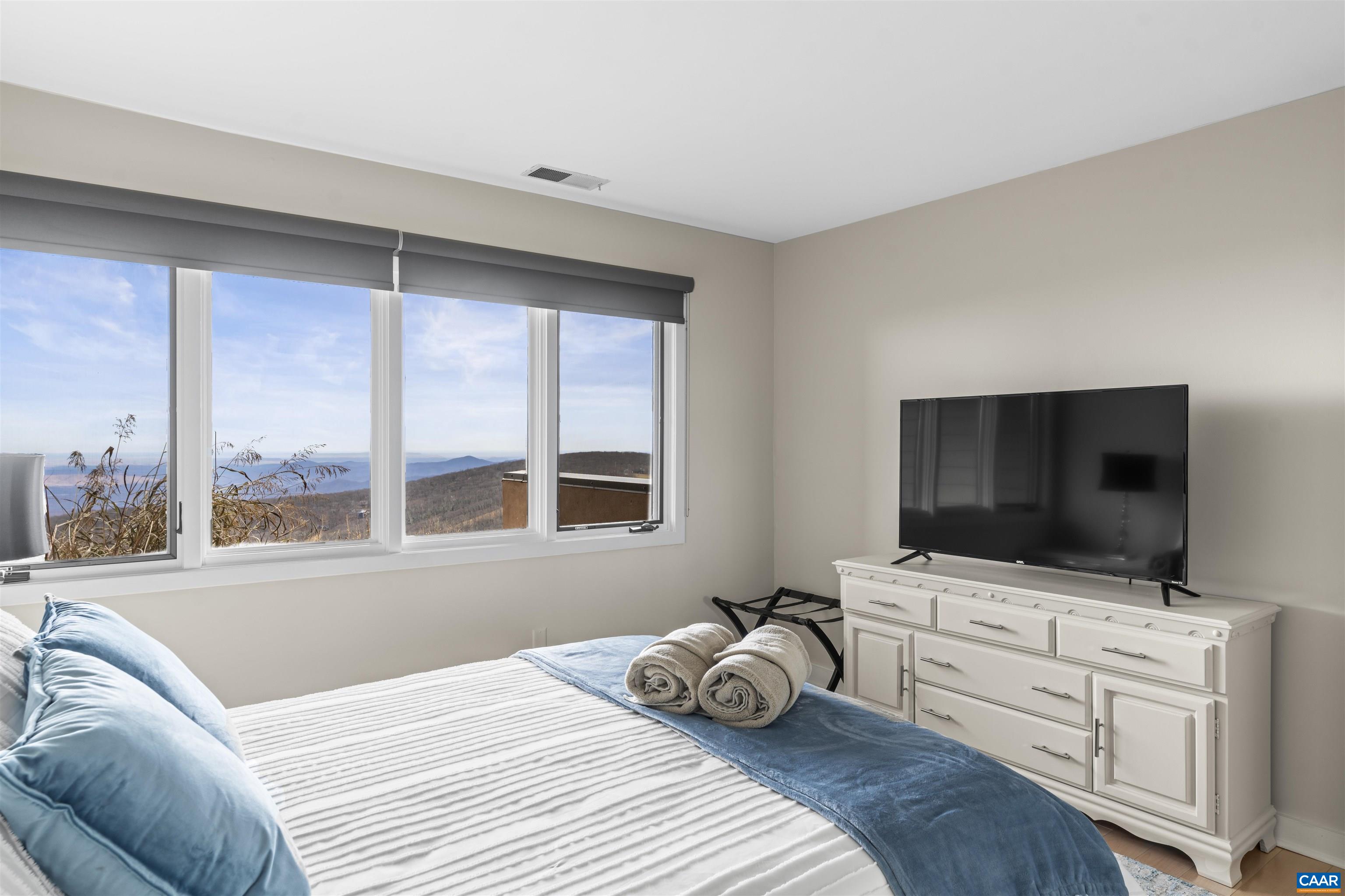 1509 CLIFFS CONDOS, WINTERGREEN RESORT, Virginia 22967, 1 Bedroom Bedrooms, ,1 BathroomBathrooms,Residential,1509 CLIFFS CONDOS,683204 MLS # 683204 1509 CLIFFS CONDOS, WINTERGREEN RESORT, Virginia 22967, 1 Bedroom Bedrooms, ,1 BathroomBathrooms,Residential,1509 CLIFFS CONDOS,683204 MLS # 683204
