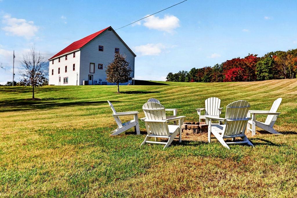 10 BLESSING HILL BARN LN, RAPHINE, Virginia 24472, 3 Bedrooms Bedrooms, ,2 BathroomsBathrooms,Residential,10 BLESSING HILL BARN LN,683225 MLS # 683225