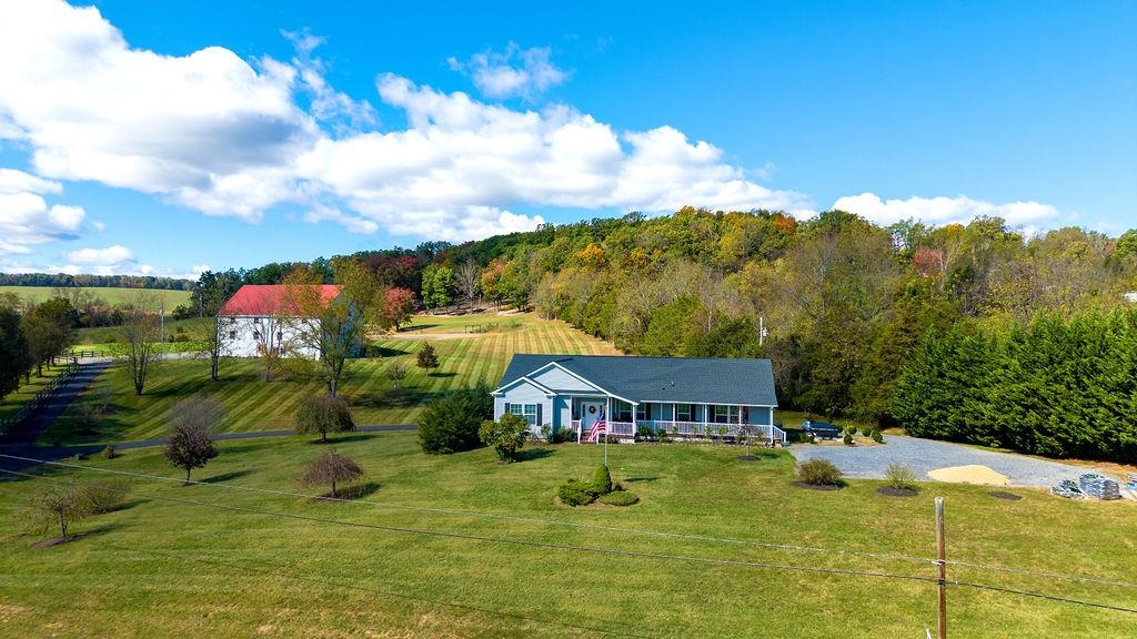 10 BLESSING HILL BARN LN, RAPHINE, Virginia 24472, 3 Bedrooms Bedrooms, ,2 BathroomsBathrooms,Residential,10 BLESSING HILL BARN LN,683225 MLS # 683225