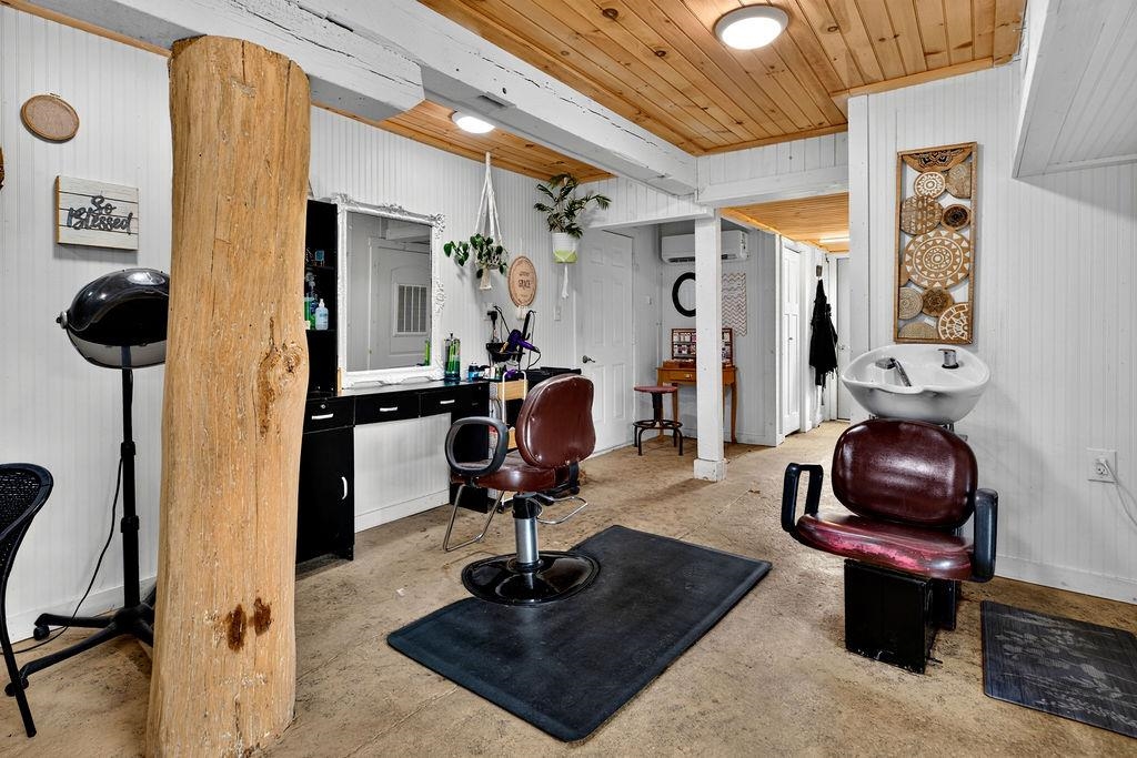 10 BLESSING HILL BARN LN, RAPHINE, Virginia 24472, 3 Bedrooms Bedrooms, ,2 BathroomsBathrooms,Residential,10 BLESSING HILL BARN LN,683225 MLS # 683225