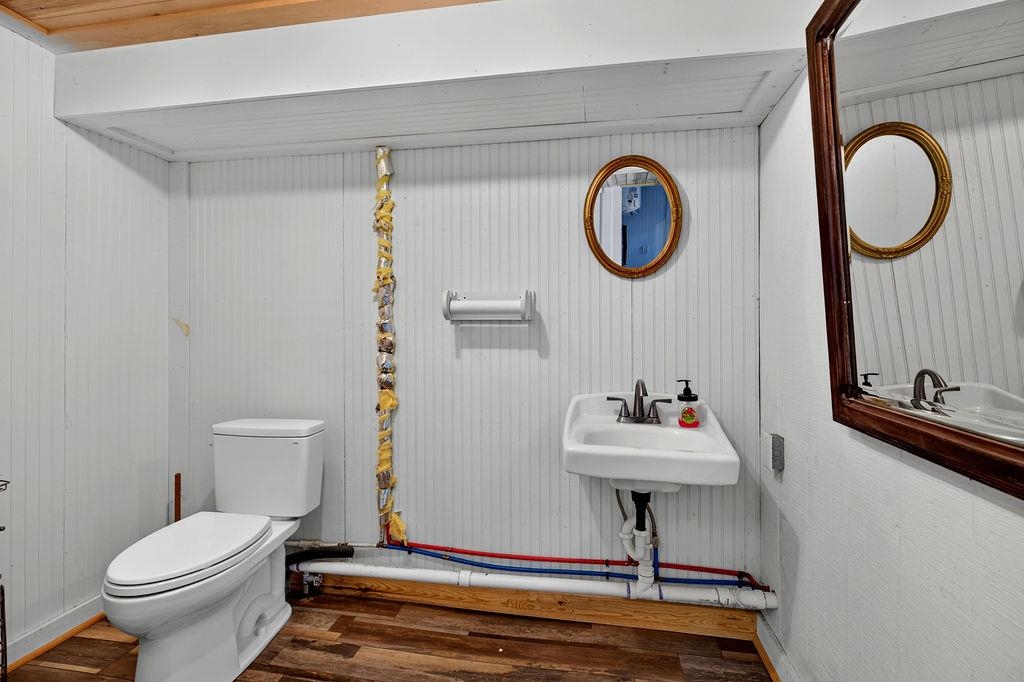 10 BLESSING HILL BARN LN, RAPHINE, Virginia 24472, 3 Bedrooms Bedrooms, ,2 BathroomsBathrooms,Residential,10 BLESSING HILL BARN LN,683225 MLS # 683225