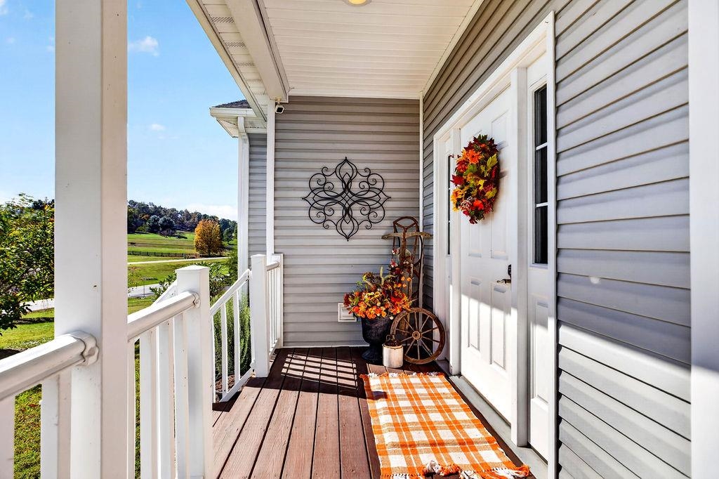 10 BLESSING HILL BARN LN, RAPHINE, Virginia 24472, 3 Bedrooms Bedrooms, ,2 BathroomsBathrooms,Residential,10 BLESSING HILL BARN LN,683225 MLS # 683225