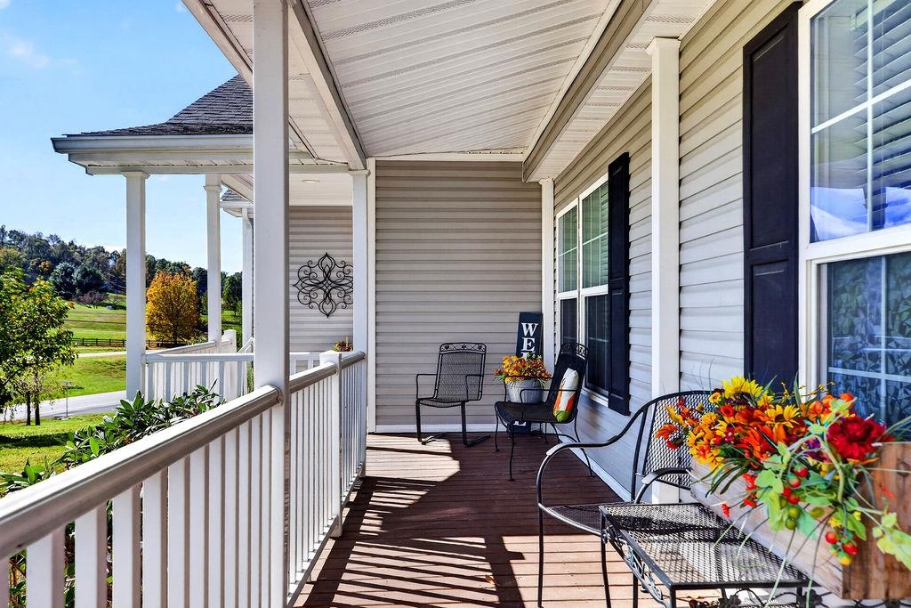 10 BLESSING HILL BARN LN, RAPHINE, Virginia 24472, 3 Bedrooms Bedrooms, ,2 BathroomsBathrooms,Residential,10 BLESSING HILL BARN LN,683225 MLS # 683225