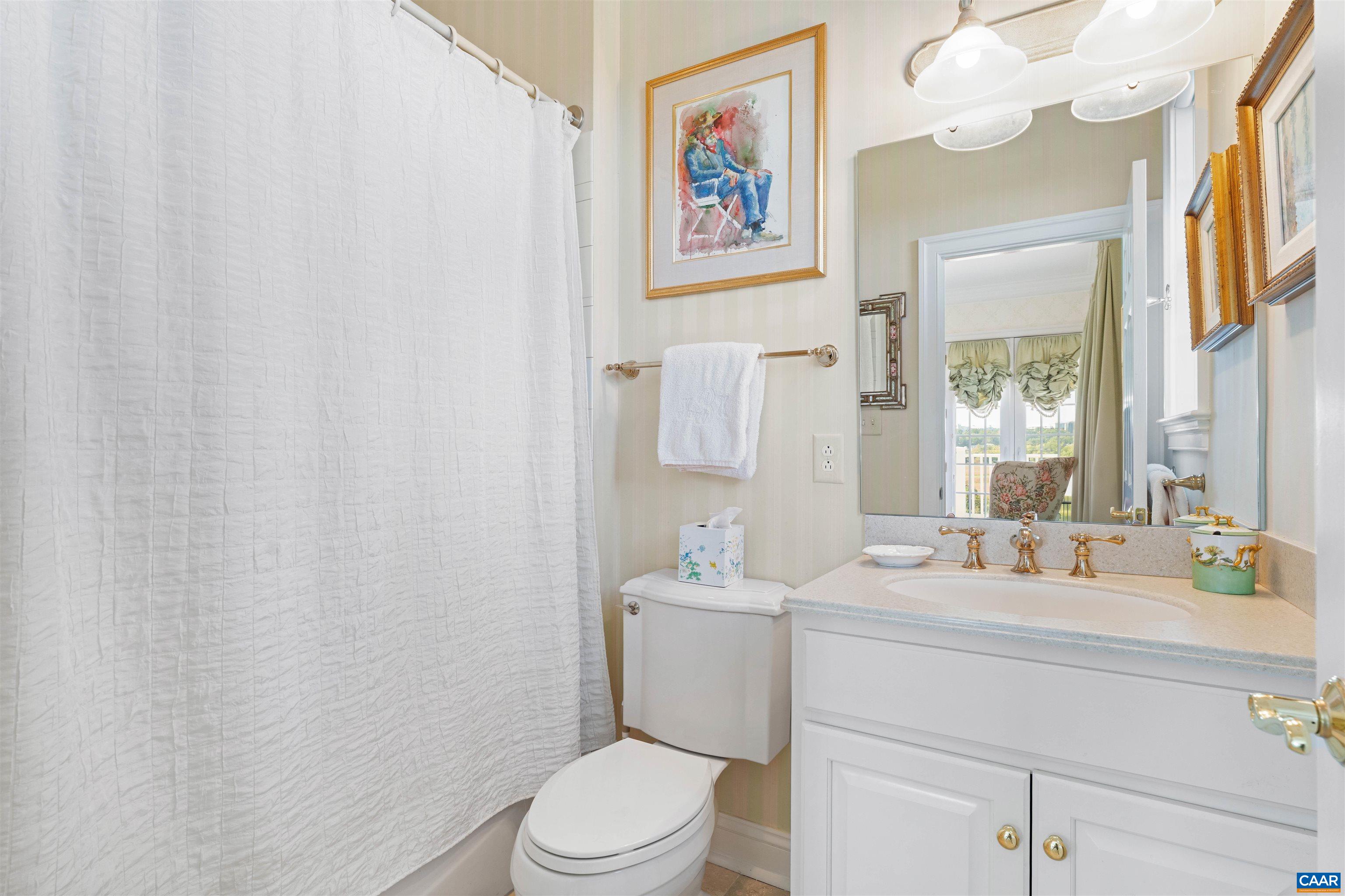 435 WHITE GABLES LN, CHARLOTTESVILLE, Virginia 22903, 3 Bedrooms Bedrooms, ,4 BathroomsBathrooms,Residential,White Gables Penthouse,435 WHITE GABLES LN,683143 MLS # 683143 435 WHITE GABLES LN, CHARLOTTESVILLE, Virginia 22903, 3 Bedrooms Bedrooms, ,4 BathroomsBathrooms,Residential,White Gables Penthouse,435 WHITE GABLES LN,683143 MLS # 683143