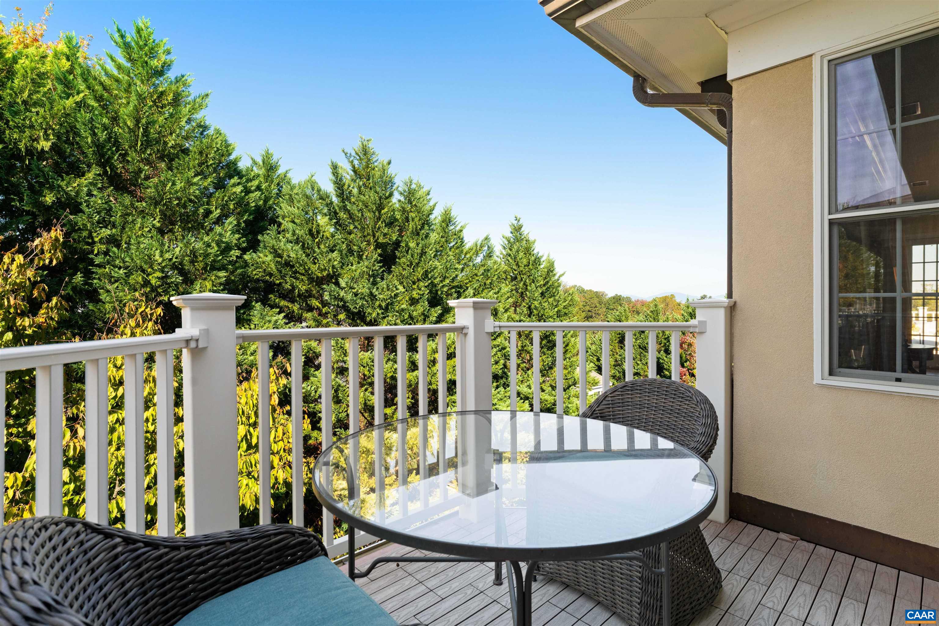 435 WHITE GABLES LN, CHARLOTTESVILLE, Virginia 22903, 3 Bedrooms Bedrooms, ,4 BathroomsBathrooms,Residential,White Gables Penthouse,435 WHITE GABLES LN,683143 MLS # 683143 435 WHITE GABLES LN, CHARLOTTESVILLE, Virginia 22903, 3 Bedrooms Bedrooms, ,4 BathroomsBathrooms,Residential,White Gables Penthouse,435 WHITE GABLES LN,683143 MLS # 683143