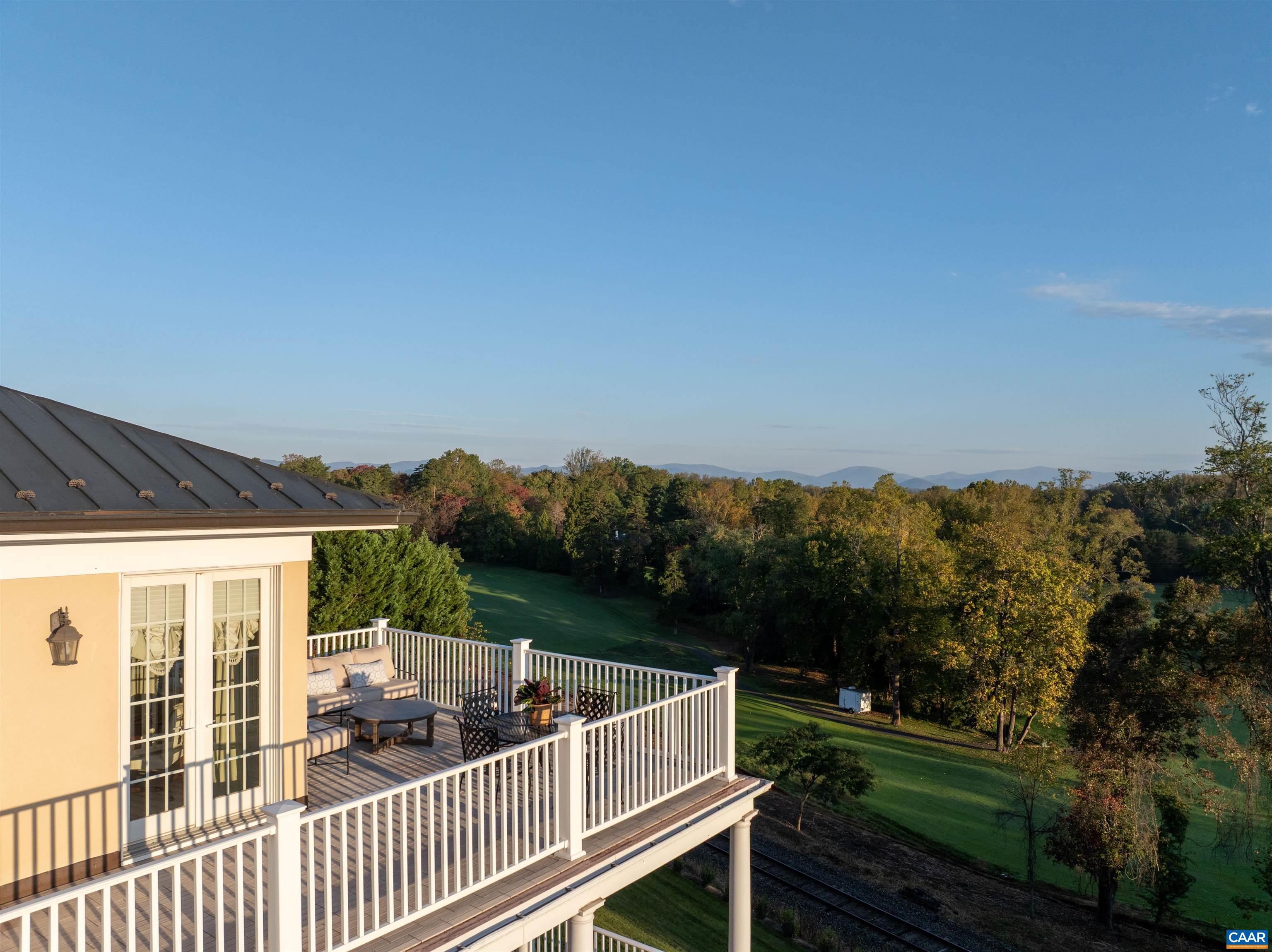 435 WHITE GABLES LN, CHARLOTTESVILLE, Virginia 22903, 3 Bedrooms Bedrooms, ,4 BathroomsBathrooms,Residential,White Gables Penthouse,435 WHITE GABLES LN,683143 MLS # 683143 435 WHITE GABLES LN, CHARLOTTESVILLE, Virginia 22903, 3 Bedrooms Bedrooms, ,4 BathroomsBathrooms,Residential,White Gables Penthouse,435 WHITE GABLES LN,683143 MLS # 683143
