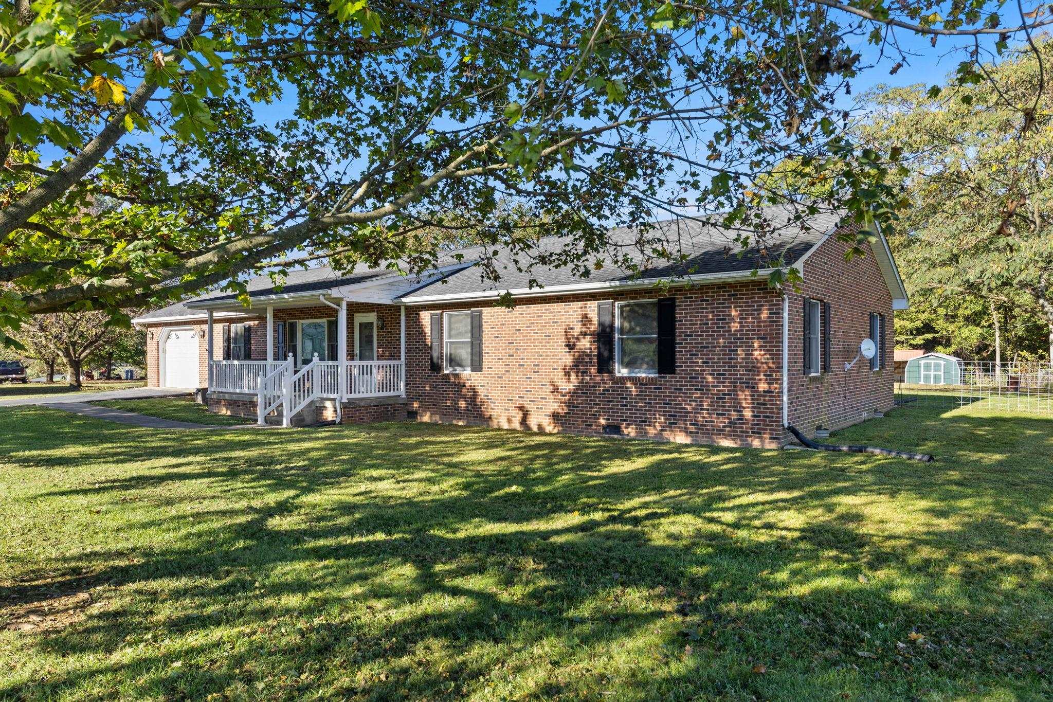5792 KOINER FORD RD, MOUNT CRAWFORD, Virginia 22841, 3 Bedrooms Bedrooms, ,2 BathroomsBathrooms,Residential,5792 KOINER FORD RD,683170 MLS # 683170 5792 KOINER FORD RD, MOUNT CRAWFORD, Virginia 22841, 3 Bedrooms Bedrooms, ,2 BathroomsBathrooms,Residential,5792 KOINER FORD RD,683170 MLS # 683170