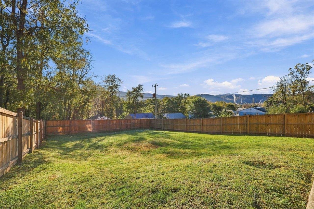 280 PORT REPUBLIC RD, WAYNESBORO, Virginia 22980, 3 Bedrooms Bedrooms, ,1 BathroomBathrooms,Residential,280 PORT REPUBLIC RD,683228 MLS # 683228 280 PORT REPUBLIC RD, WAYNESBORO, Virginia 22980, 3 Bedrooms Bedrooms, ,1 BathroomBathrooms,Residential,280 PORT REPUBLIC RD,683228 MLS # 683228