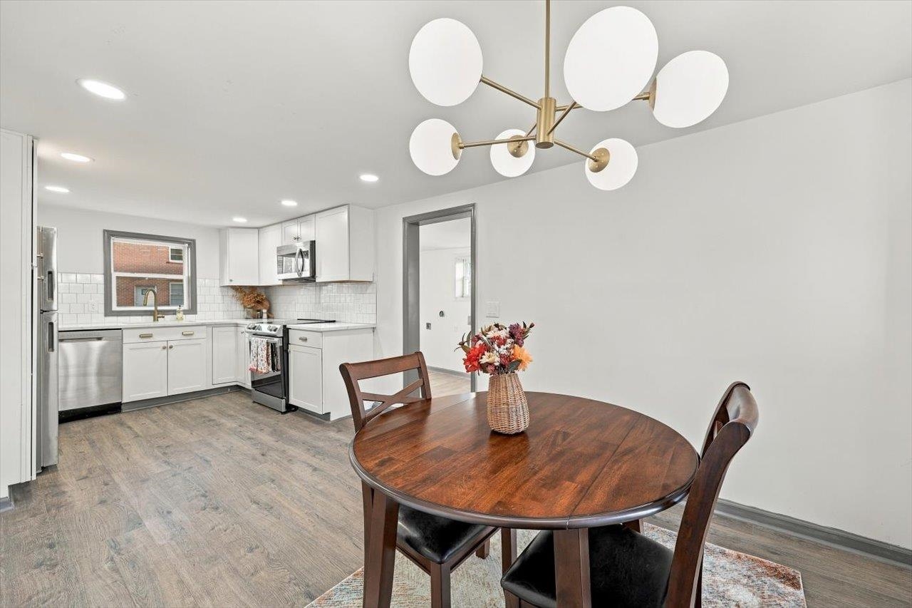 280 PORT REPUBLIC RD, WAYNESBORO, Virginia 22980, 3 Bedrooms Bedrooms, ,1 BathroomBathrooms,Residential,280 PORT REPUBLIC RD,683228 MLS # 683228 280 PORT REPUBLIC RD, WAYNESBORO, Virginia 22980, 3 Bedrooms Bedrooms, ,1 BathroomBathrooms,Residential,280 PORT REPUBLIC RD,683228 MLS # 683228