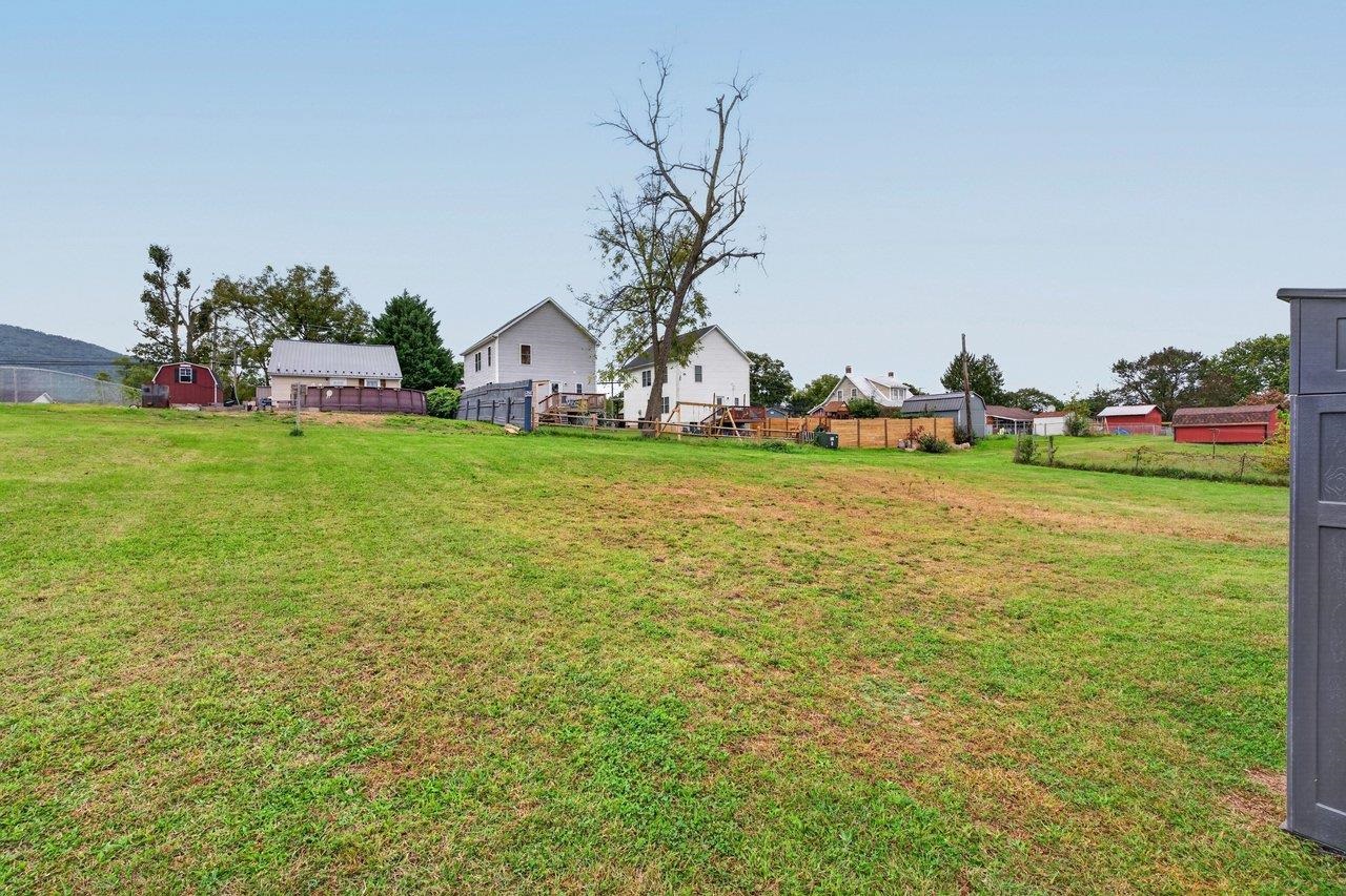 16620 E SPRING ST, ELKTON, Virginia 22827, 3 Bedrooms Bedrooms, ,2 BathroomsBathrooms,Residential,16620 E SPRING ST,682558 MLS # 682558 16620 E SPRING ST, ELKTON, Virginia 22827, 3 Bedrooms Bedrooms, ,2 BathroomsBathrooms,Residential,16620 E SPRING ST,682558 MLS # 682558