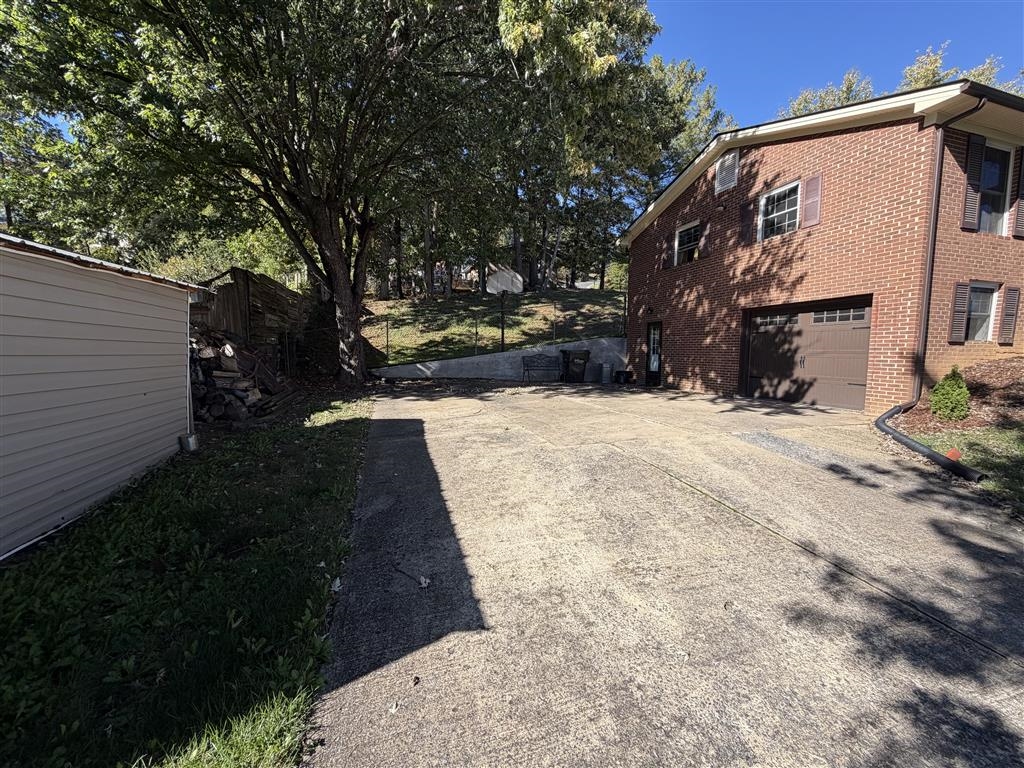 831 PAUL ST, STAUNTON, Virginia 24401, 3 Bedrooms Bedrooms, ,2 BathroomsBathrooms,Residential,831 PAUL ST,683235 MLS # 683235