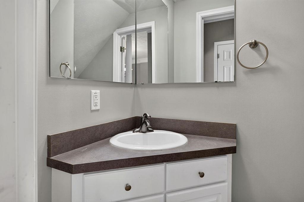 520 WYNDHAM HILL DR, FISHERSVILLE, Virginia 22939, 4 Bedrooms Bedrooms, ,2 BathroomsBathrooms,Residential,520 WYNDHAM HILL DR,683240 MLS # 683240 520 WYNDHAM HILL DR, FISHERSVILLE, Virginia 22939, 4 Bedrooms Bedrooms, ,2 BathroomsBathrooms,Residential,520 WYNDHAM HILL DR,683240 MLS # 683240