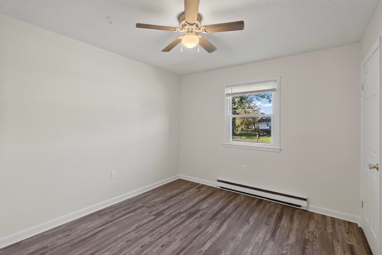 3 W OLD BARN RD, LURAY, Virginia 22835, 3 Bedrooms Bedrooms, ,1 BathroomBathrooms,Residential,3 W OLD BARN RD,683250 MLS # 683250 3 W OLD BARN RD, LURAY, Virginia 22835, 3 Bedrooms Bedrooms, ,1 BathroomBathrooms,Residential,3 W OLD BARN RD,683250 MLS # 683250