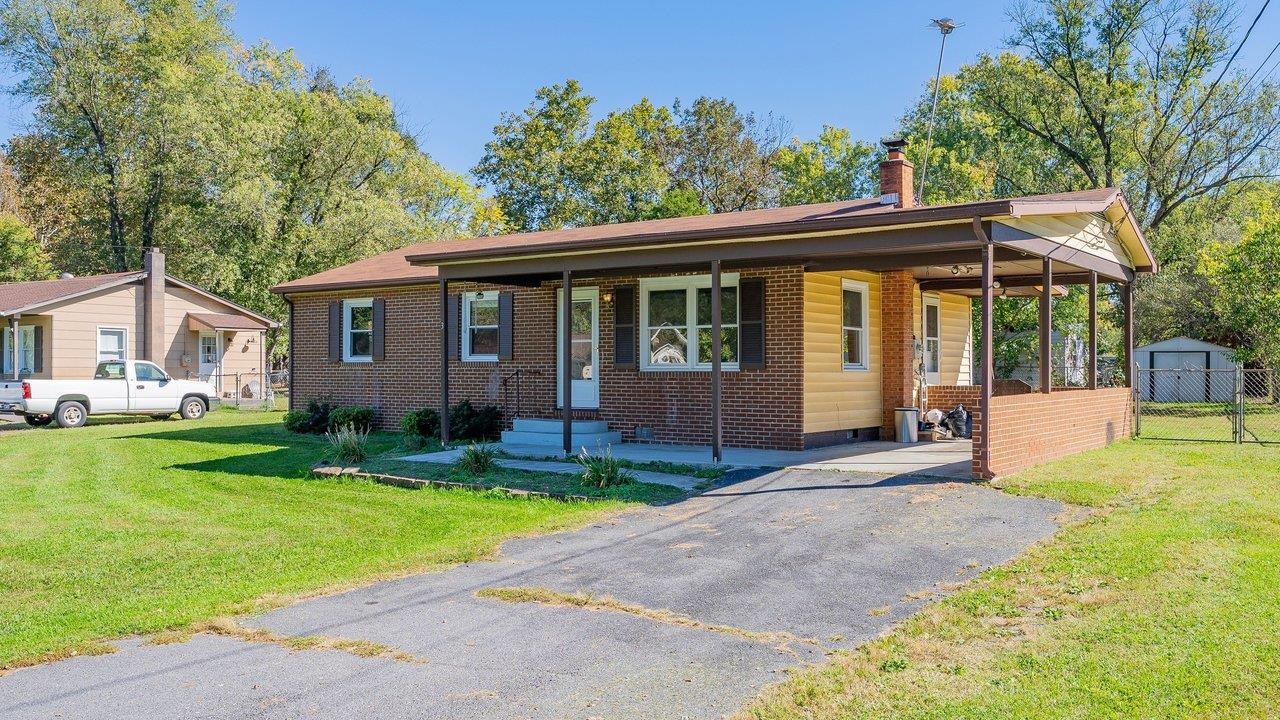 3 W OLD BARN RD, LURAY, Virginia 22835, 3 Bedrooms Bedrooms, ,1 BathroomBathrooms,Residential,3 W OLD BARN RD,683250 MLS # 683250 3 W OLD BARN RD, LURAY, Virginia 22835, 3 Bedrooms Bedrooms, ,1 BathroomBathrooms,Residential,3 W OLD BARN RD,683250 MLS # 683250