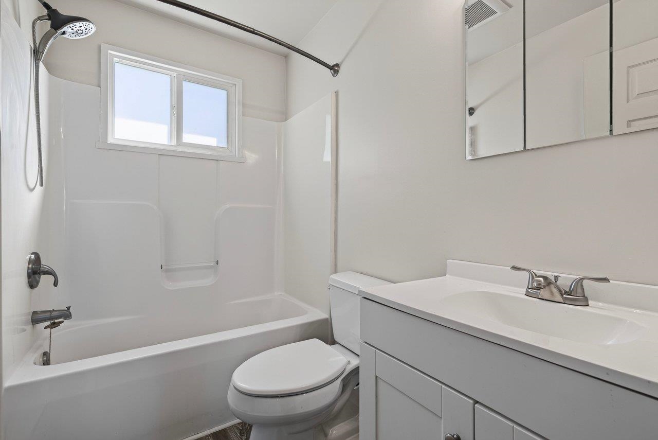 3 W OLD BARN RD, LURAY, Virginia 22835, 3 Bedrooms Bedrooms, ,1 BathroomBathrooms,Residential,3 W OLD BARN RD,683250 MLS # 683250 3 W OLD BARN RD, LURAY, Virginia 22835, 3 Bedrooms Bedrooms, ,1 BathroomBathrooms,Residential,3 W OLD BARN RD,683250 MLS # 683250