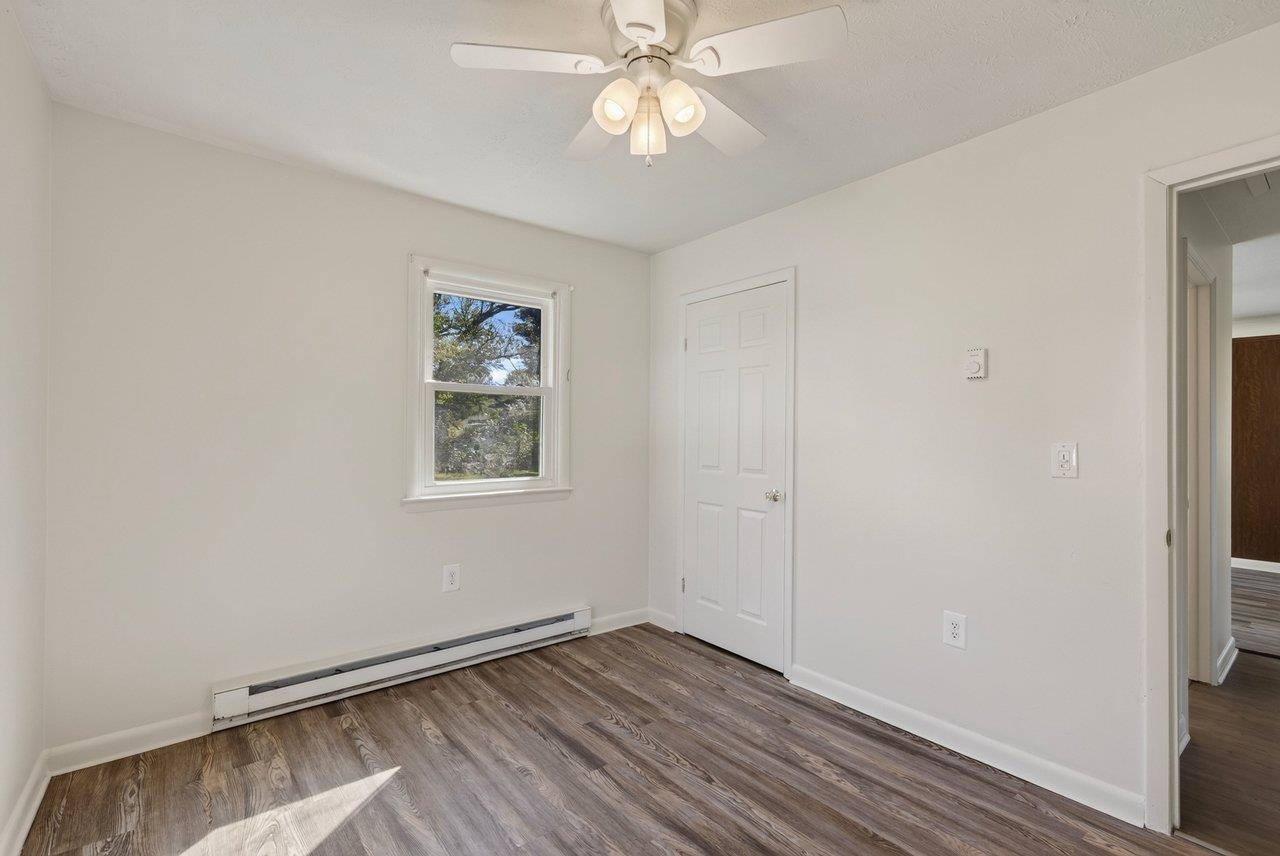 3 W OLD BARN RD, LURAY, Virginia 22835, 3 Bedrooms Bedrooms, ,1 BathroomBathrooms,Residential,3 W OLD BARN RD,683250 MLS # 683250 3 W OLD BARN RD, LURAY, Virginia 22835, 3 Bedrooms Bedrooms, ,1 BathroomBathrooms,Residential,3 W OLD BARN RD,683250 MLS # 683250