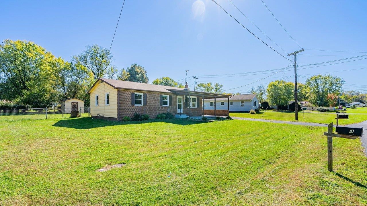 3 W OLD BARN RD, LURAY, Virginia 22835, 3 Bedrooms Bedrooms, ,1 BathroomBathrooms,Residential,3 W OLD BARN RD,683250 MLS # 683250 3 W OLD BARN RD, LURAY, Virginia 22835, 3 Bedrooms Bedrooms, ,1 BathroomBathrooms,Residential,3 W OLD BARN RD,683250 MLS # 683250
