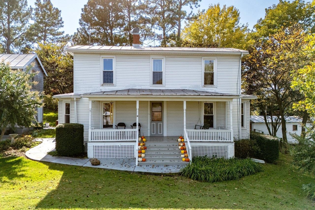 2301 MAYLAND RD, BROADWAY, Virginia 22815, 4 Bedrooms Bedrooms, ,2 BathroomsBathrooms,Residential,2301 MAYLAND RD,683256 MLS # 683256