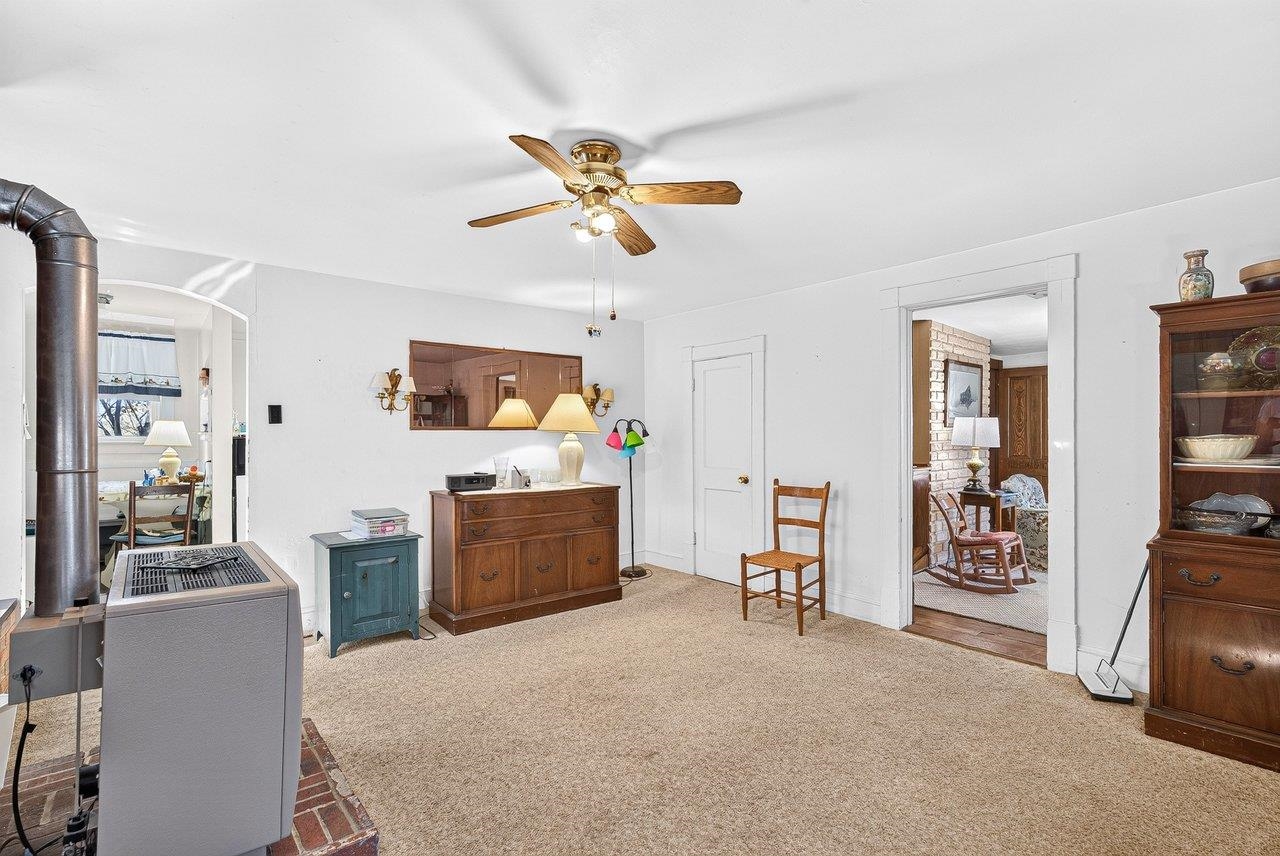2301 MAYLAND RD, BROADWAY, Virginia 22815, 4 Bedrooms Bedrooms, ,2 BathroomsBathrooms,Residential,2301 MAYLAND RD,683256 MLS # 683256