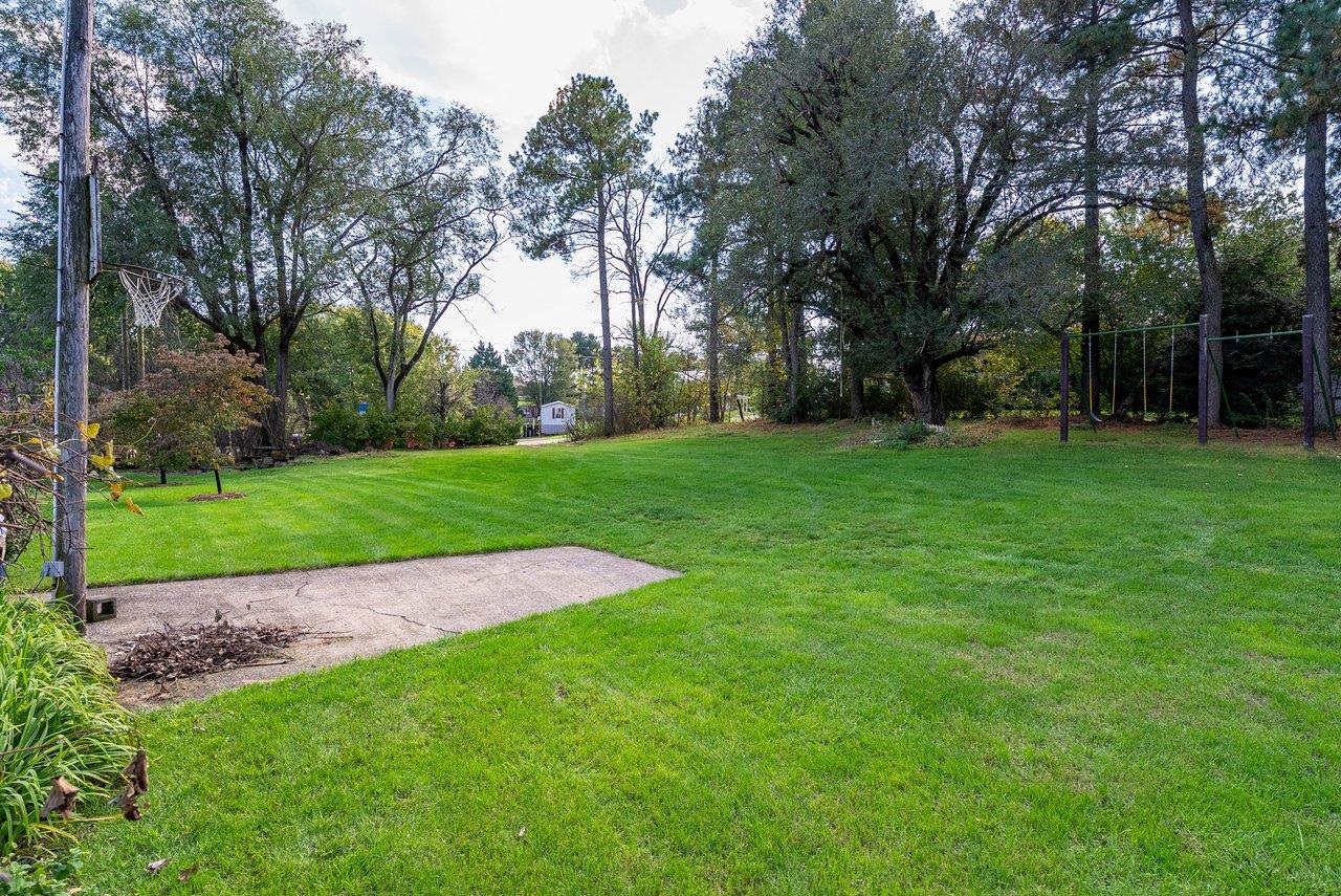2301 MAYLAND RD, BROADWAY, Virginia 22815, 4 Bedrooms Bedrooms, ,2 BathroomsBathrooms,Residential,2301 MAYLAND RD,683256 MLS # 683256