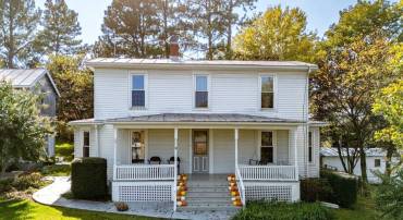 2301 MAYLAND RD, BROADWAY, Virginia 22815, 4 Bedrooms Bedrooms, ,2 BathroomsBathrooms,Residential,2301 MAYLAND RD,683256 MLS # 683256