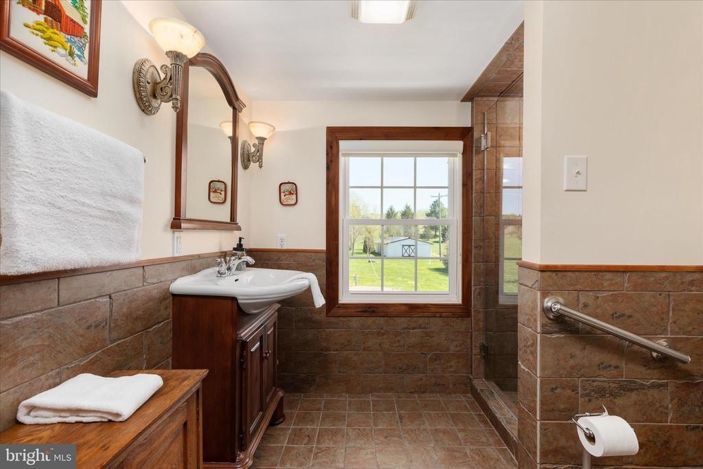315 GANDER DR, LURAY, Virginia 22835, 4 Bedrooms Bedrooms, ,5 BathroomsBathrooms,Residential,315 GANDER DR,683260 MLS # 683260