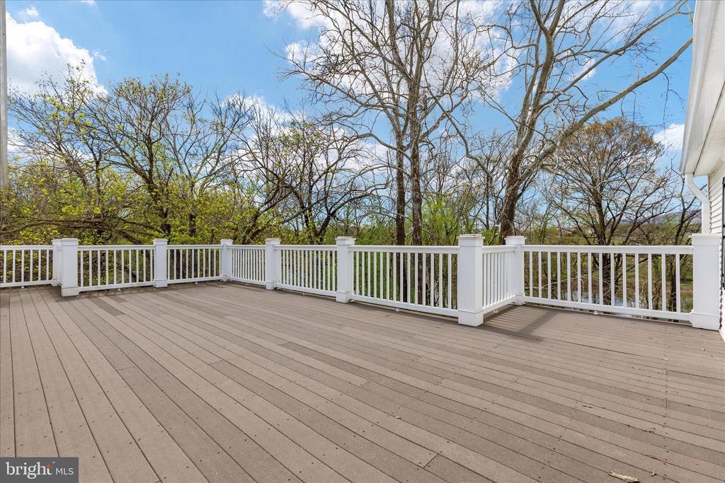315 GANDER DR, LURAY, Virginia 22835, 4 Bedrooms Bedrooms, ,5 BathroomsBathrooms,Residential,315 GANDER DR,683260 MLS # 683260