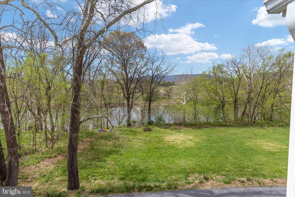 315 GANDER DR, LURAY, Virginia 22835, 4 Bedrooms Bedrooms, ,5 BathroomsBathrooms,Residential,315 GANDER DR,683260 MLS # 683260