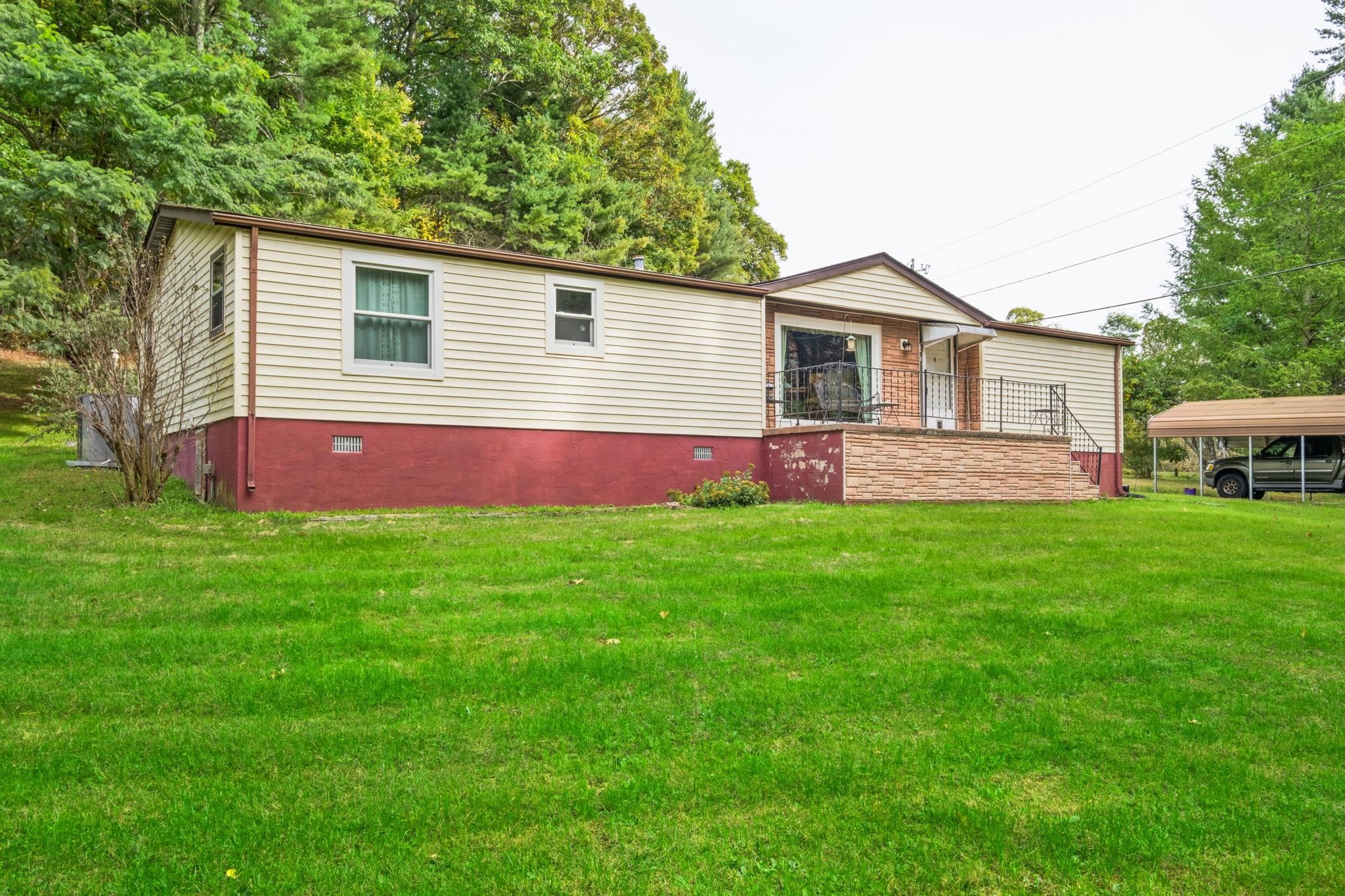 343 FORK MOUNTAIN LN, MONTEBELLO, Virginia 24464, 3 Bedrooms Bedrooms, ,2 BathroomsBathrooms,Residential,343 FORK MOUNTAIN LN,683261 MLS # 683261