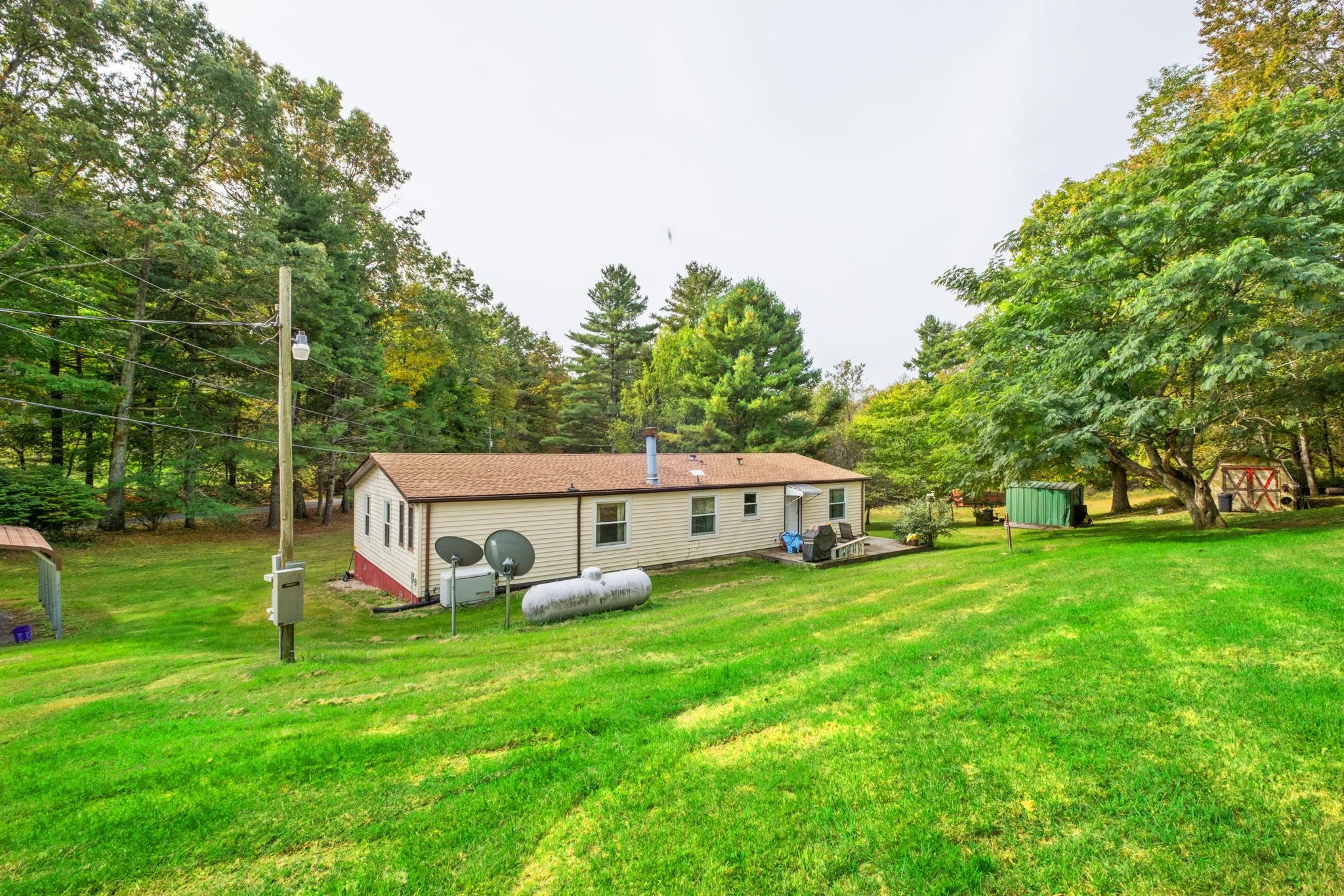 343 FORK MOUNTAIN LN, MONTEBELLO, Virginia 24464, 3 Bedrooms Bedrooms, ,2 BathroomsBathrooms,Residential,343 FORK MOUNTAIN LN,683261 MLS # 683261