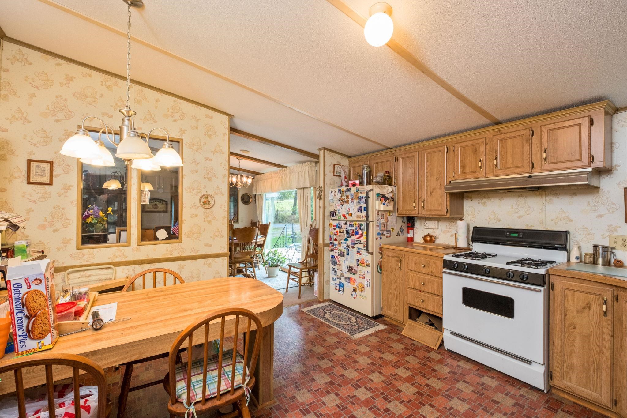 343 FORK MOUNTAIN LN, MONTEBELLO, Virginia 24464, 3 Bedrooms Bedrooms, ,2 BathroomsBathrooms,Residential,343 FORK MOUNTAIN LN,683261 MLS # 683261