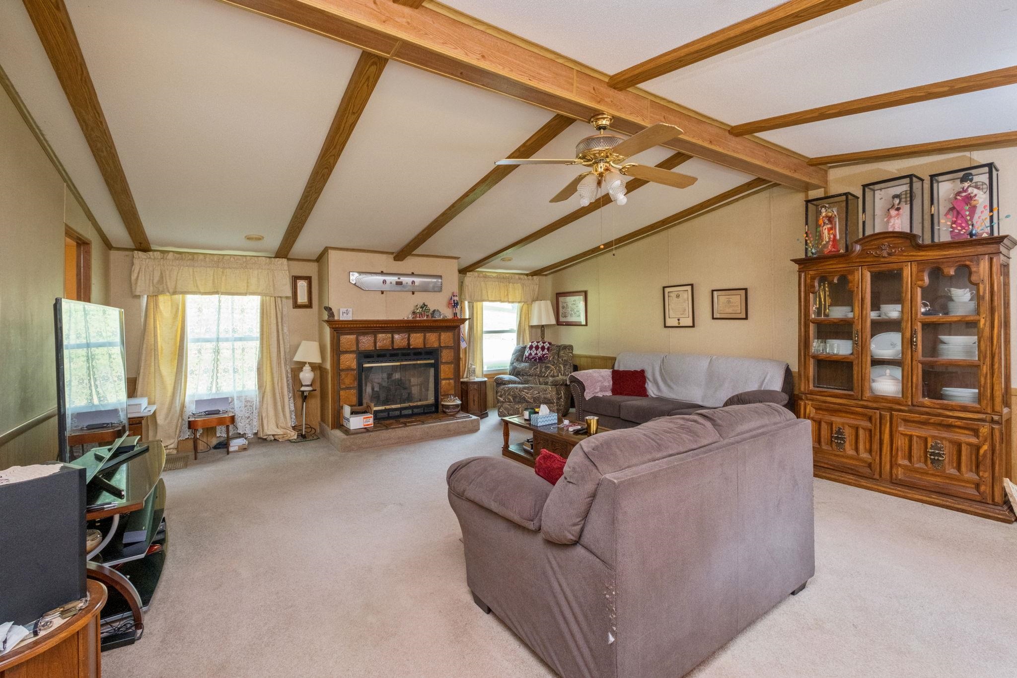 343 FORK MOUNTAIN LN, MONTEBELLO, Virginia 24464, 3 Bedrooms Bedrooms, ,2 BathroomsBathrooms,Residential,343 FORK MOUNTAIN LN,683261 MLS # 683261