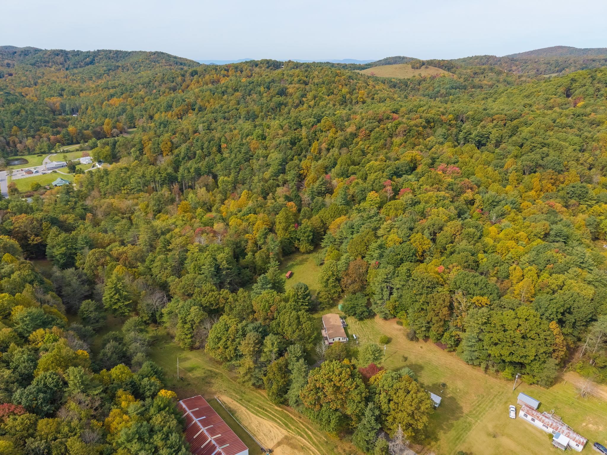 343 FORK MOUNTAIN LN, MONTEBELLO, Virginia 24464, 3 Bedrooms Bedrooms, ,2 BathroomsBathrooms,Residential,343 FORK MOUNTAIN LN,683261 MLS # 683261
