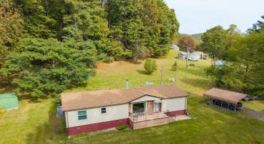 343 FORK MOUNTAIN LN, MONTEBELLO, Virginia 24464, 3 Bedrooms Bedrooms, ,2 BathroomsBathrooms,Residential,343 FORK MOUNTAIN LN,683261 MLS # 683261
