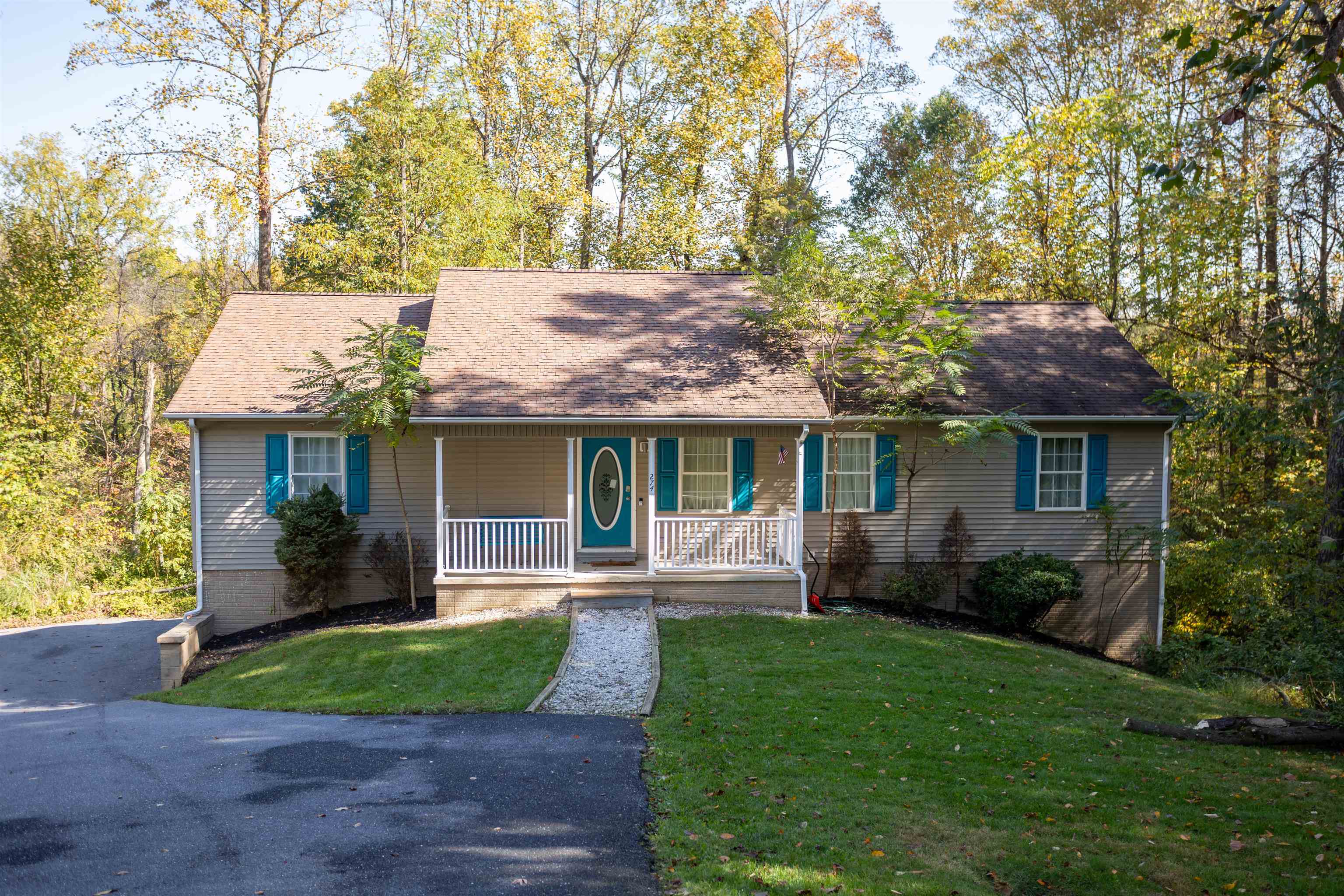 274 RHODODENDRON CT, MCGAHEYSVILLE, Virginia 22840, 4 Bedrooms Bedrooms, ,3 BathroomsBathrooms,Residential,274 RHODODENDRON CT,683264 MLS # 683264