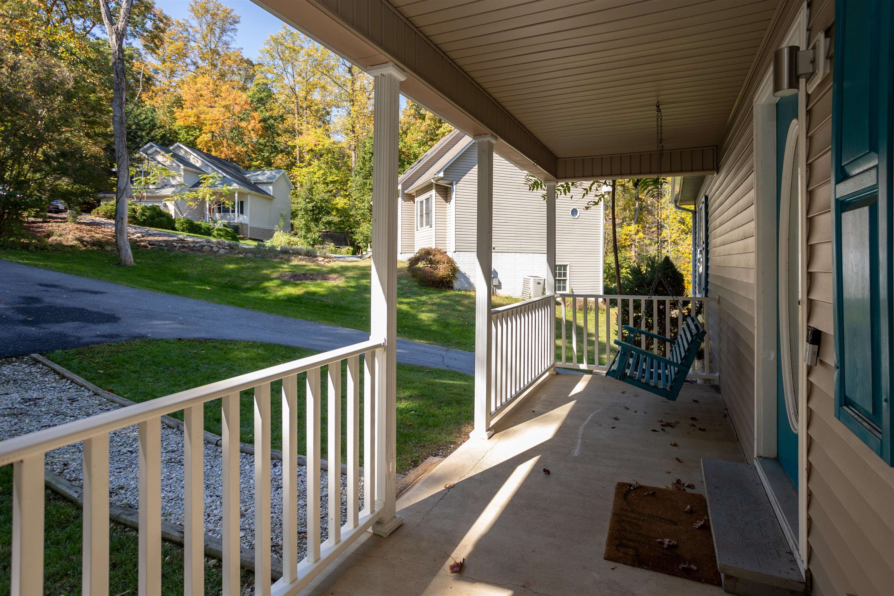 274 RHODODENDRON CT, MCGAHEYSVILLE, Virginia 22840, 4 Bedrooms Bedrooms, ,3 BathroomsBathrooms,Residential,274 RHODODENDRON CT,683264 MLS # 683264