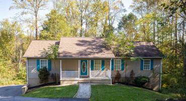 274 RHODODENDRON CT, MCGAHEYSVILLE, Virginia 22840, 4 Bedrooms Bedrooms, ,3 BathroomsBathrooms,Residential,274 RHODODENDRON CT,683264 MLS # 683264