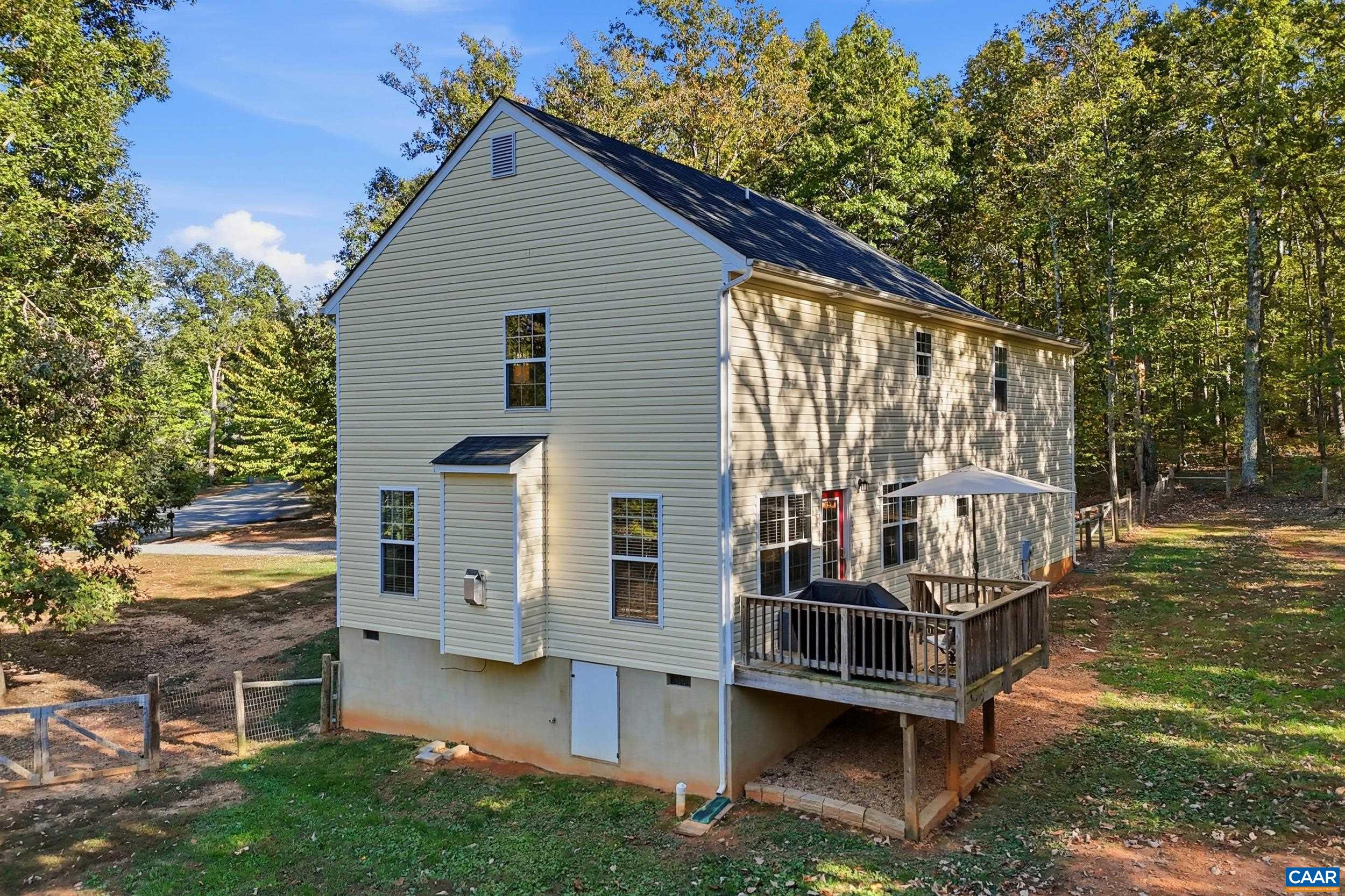 5 DAWNS RIDGE RD, LOUISA, Virginia 23093, 3 Bedrooms Bedrooms, ,2 BathroomsBathrooms,Residential,5 DAWNS RIDGE RD,682890 MLS # 682890
