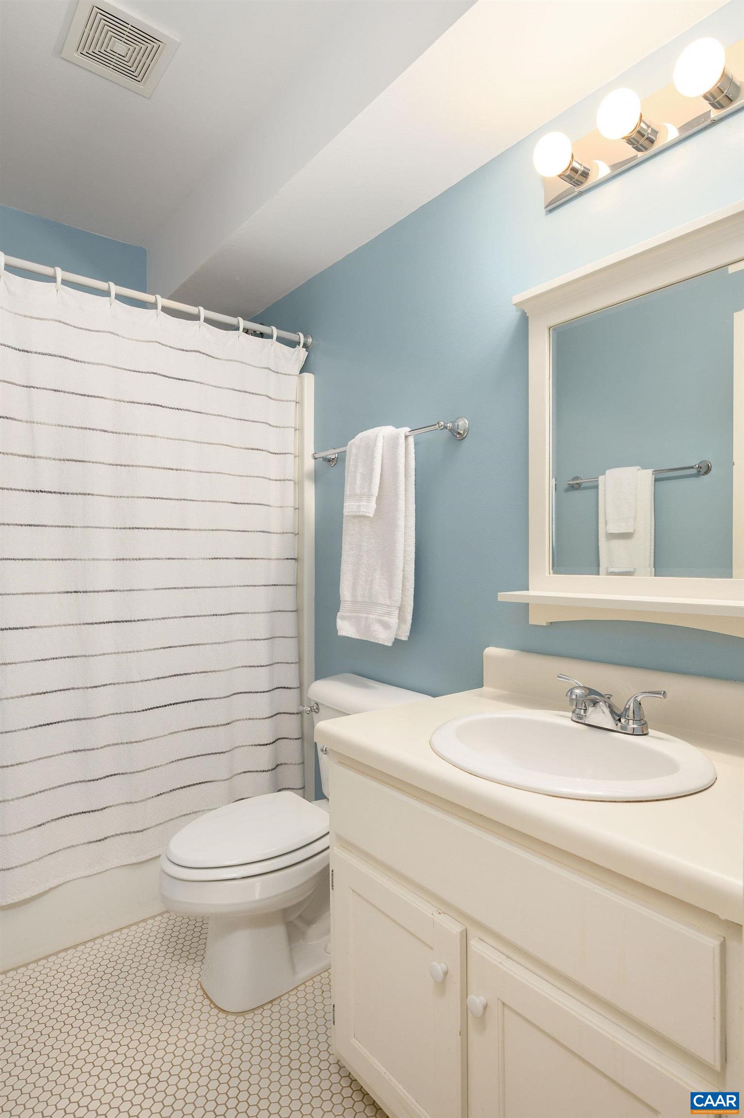 111 AMHERST COMMONS, CHARLOTTESVILLE, Virginia 22903, 3 Bedrooms Bedrooms, ,2 BathroomsBathrooms,Residential,111 AMHERST COMMONS,683239 MLS # 683239 111 AMHERST COMMONS, CHARLOTTESVILLE, Virginia 22903, 3 Bedrooms Bedrooms, ,2 BathroomsBathrooms,Residential,111 AMHERST COMMONS,683239 MLS # 683239