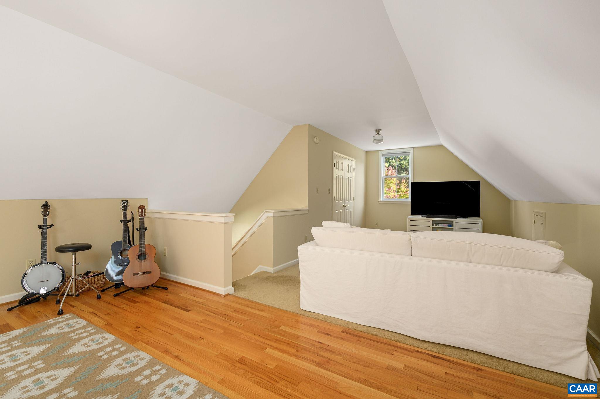 111 AMHERST COMMONS, CHARLOTTESVILLE, Virginia 22903, 3 Bedrooms Bedrooms, ,2 BathroomsBathrooms,Residential,111 AMHERST COMMONS,683239 MLS # 683239 111 AMHERST COMMONS, CHARLOTTESVILLE, Virginia 22903, 3 Bedrooms Bedrooms, ,2 BathroomsBathrooms,Residential,111 AMHERST COMMONS,683239 MLS # 683239
