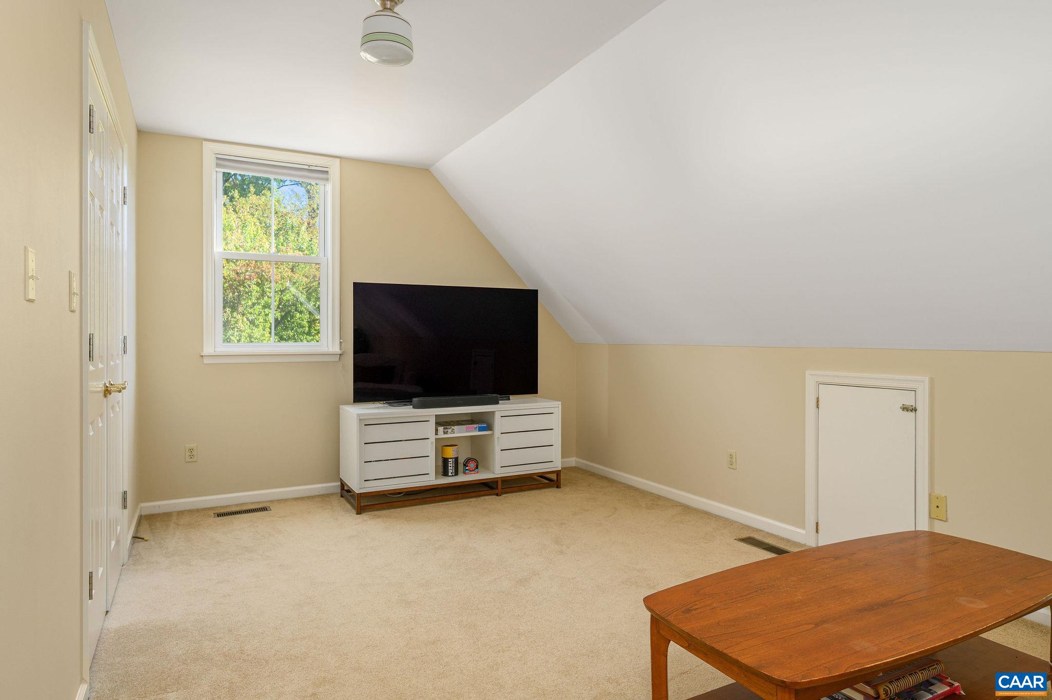 111 AMHERST COMMONS, CHARLOTTESVILLE, Virginia 22903, 3 Bedrooms Bedrooms, ,2 BathroomsBathrooms,Residential,111 AMHERST COMMONS,683239 MLS # 683239 111 AMHERST COMMONS, CHARLOTTESVILLE, Virginia 22903, 3 Bedrooms Bedrooms, ,2 BathroomsBathrooms,Residential,111 AMHERST COMMONS,683239 MLS # 683239